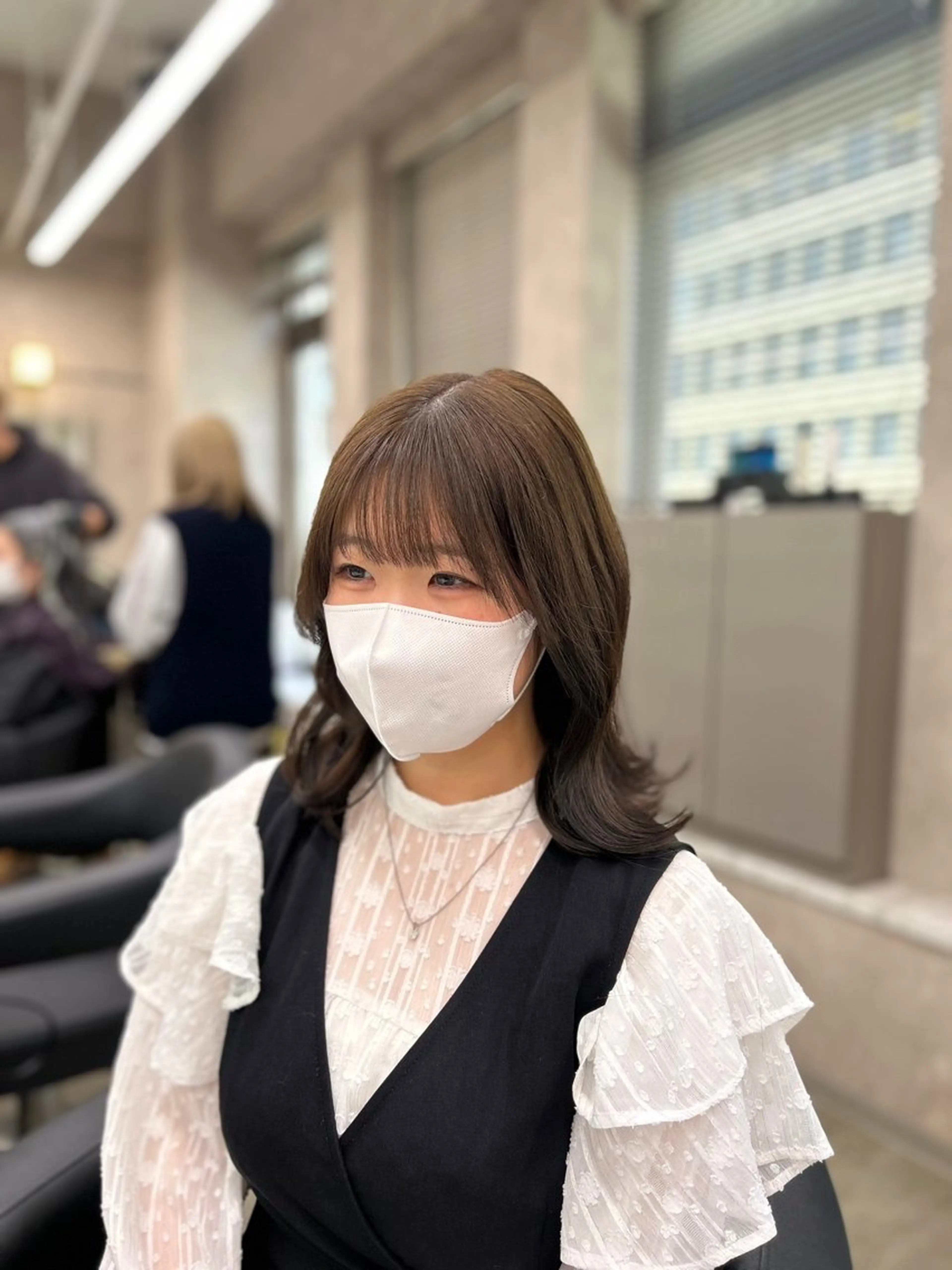 カラー ヘアカラー トリートメント 透明感ベージュ🤎 ナチュラルレイヤーのヘアスタイル