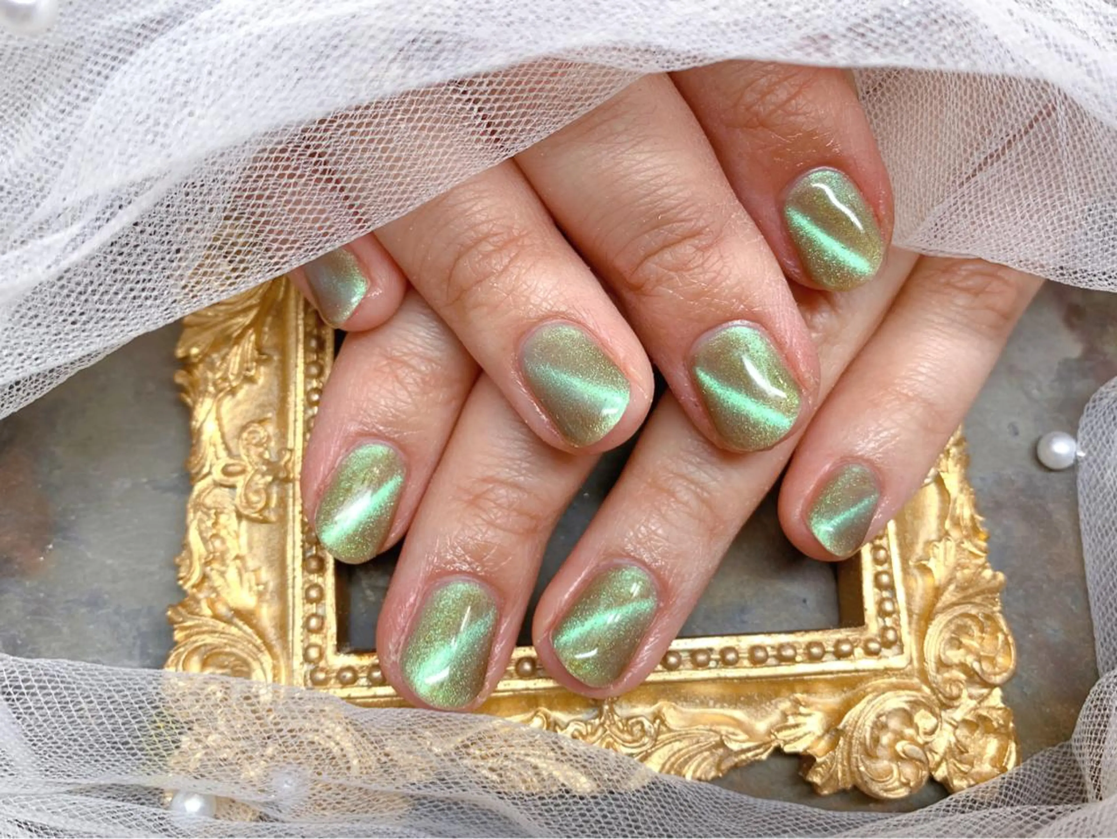 ネイル ハンドネイル マジック ミラーのネイルデザイン