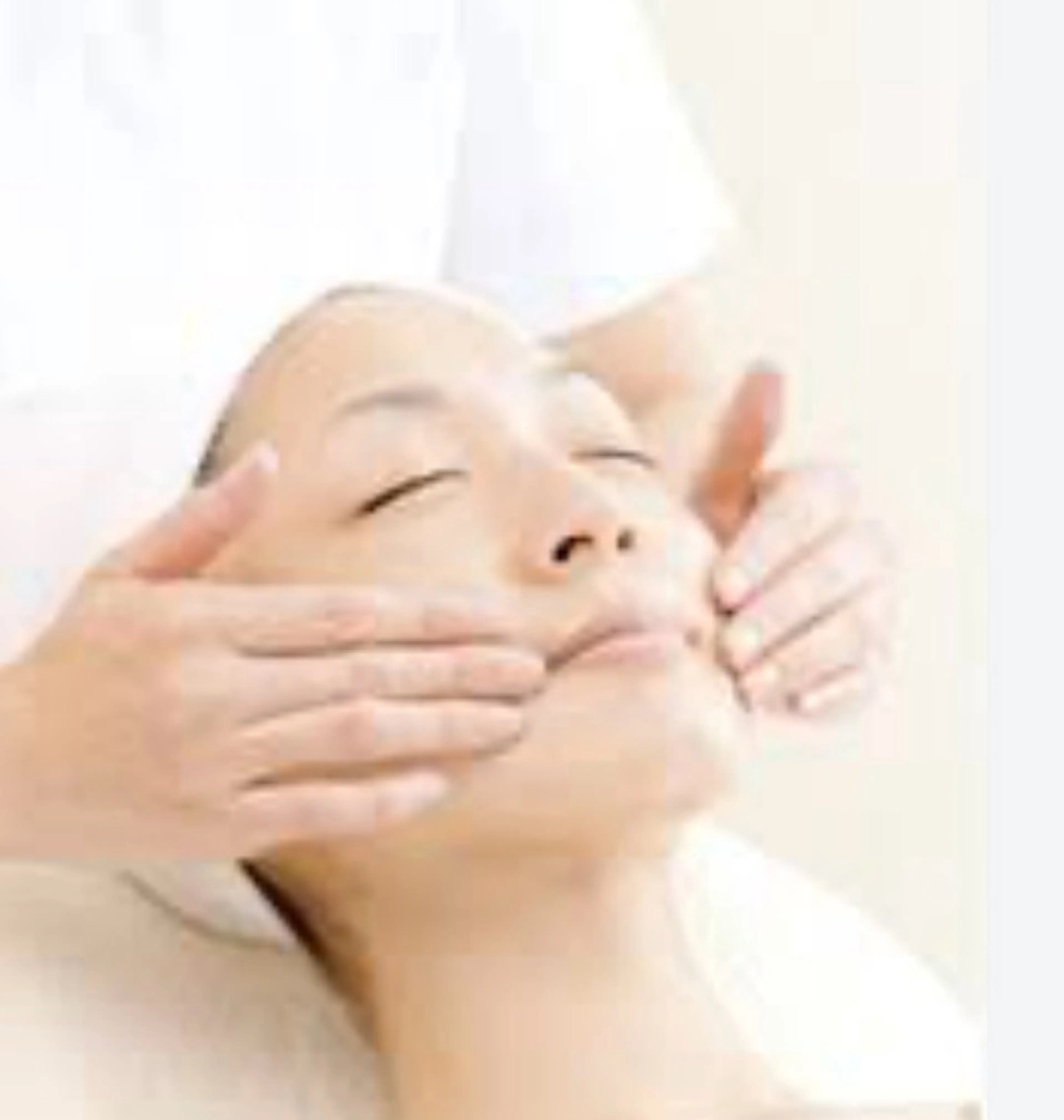 その日のお肌に合わせて❣️お肌のトラブル別➕肌質別で選べるエステ🎵の写真