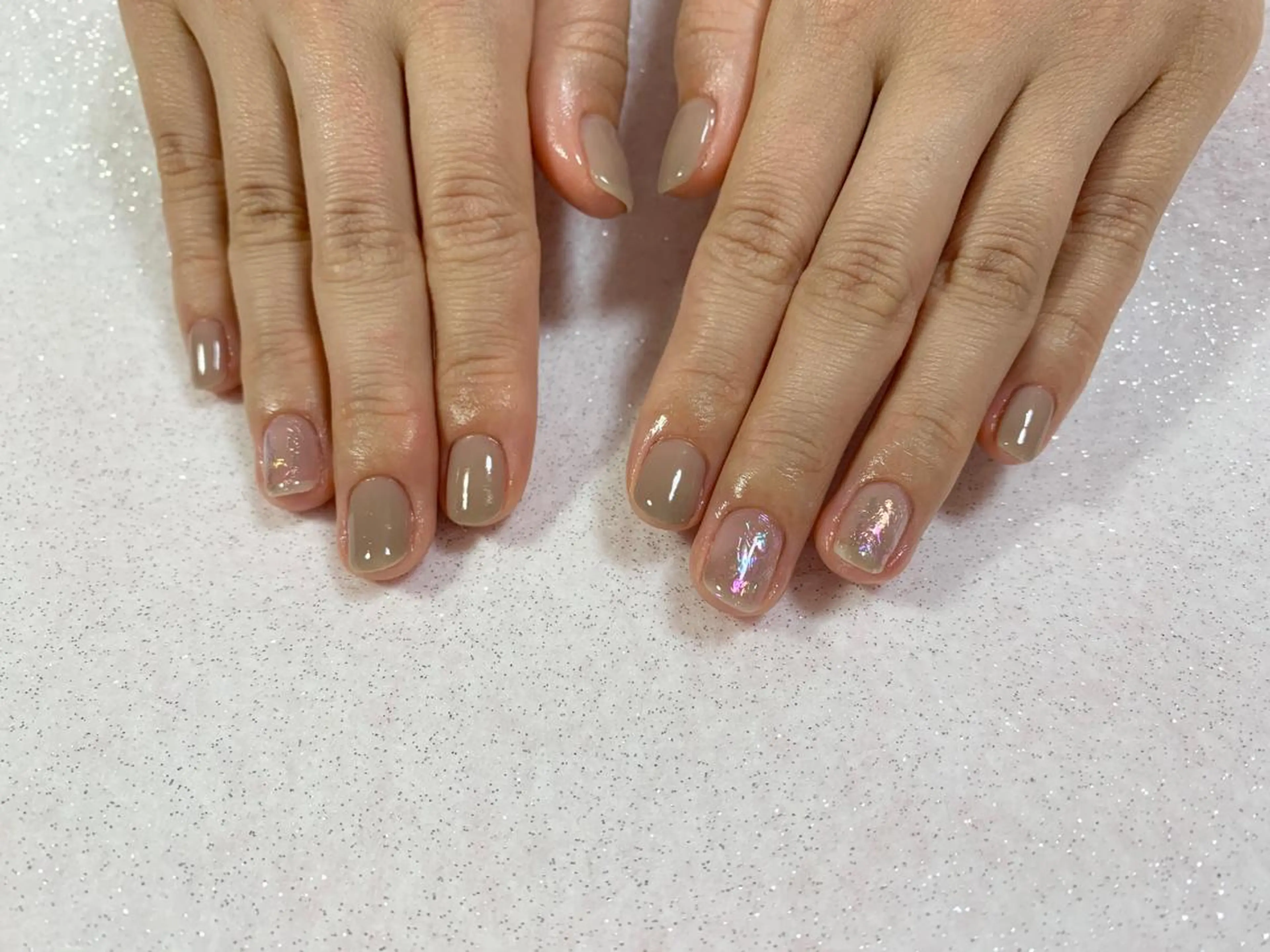 ネイル ワンカラーネイル ハンドネイル 手塚 里奈のネイルデザイン