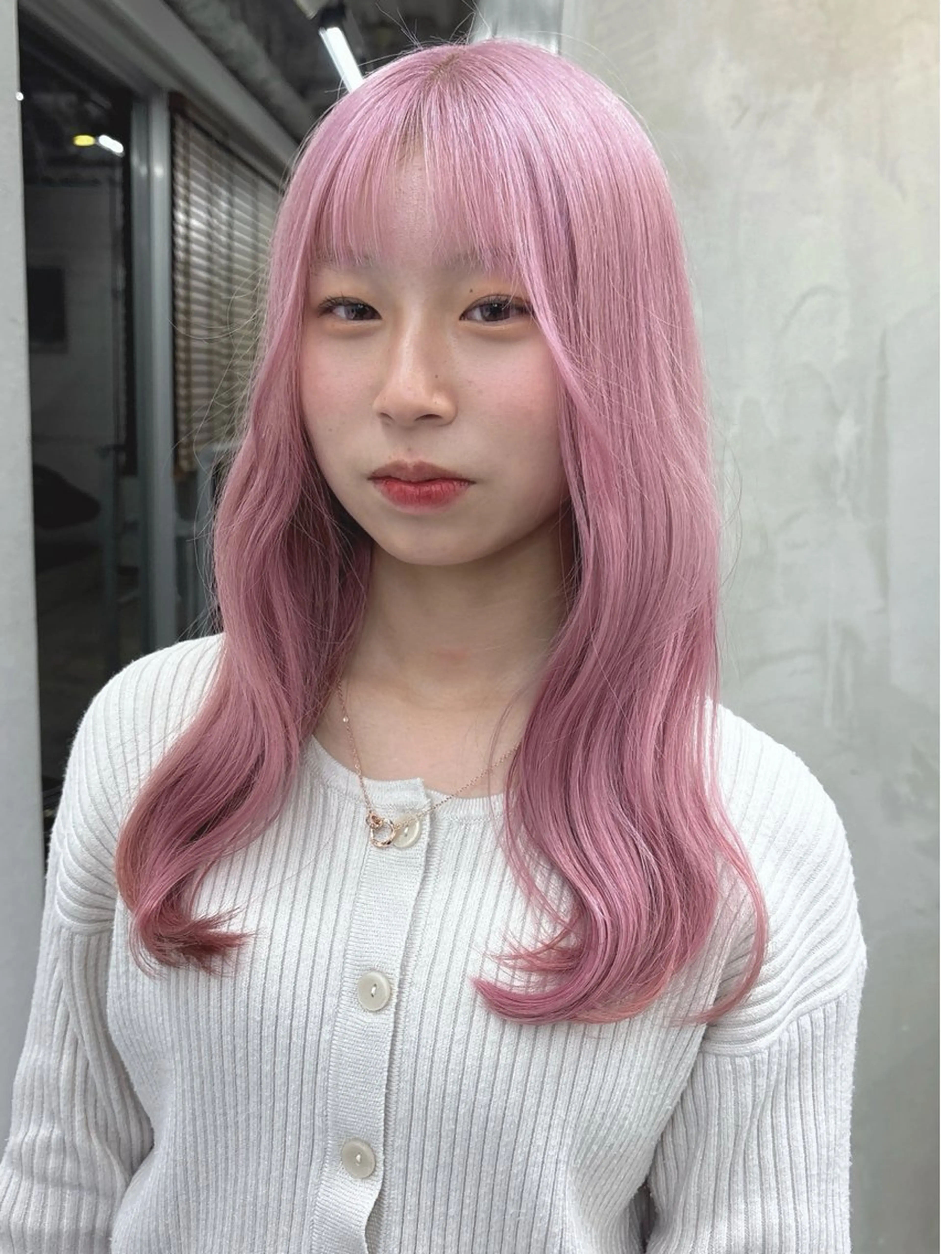 セミロング カラー ヘアカラー 🫐寒色系カラー 🫐ヤマナカリリカのヘアスタイル