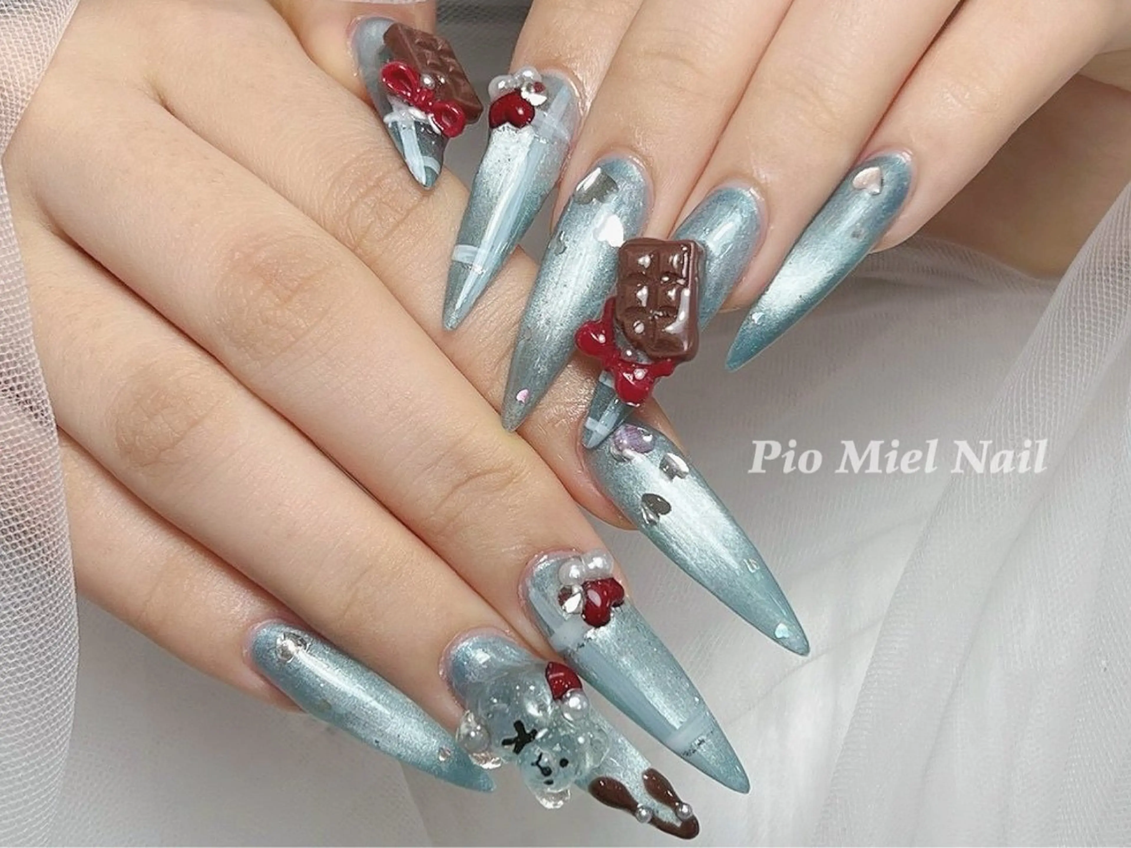 ネイル ハンドネイル HANA 長さだしのネイルデザイン