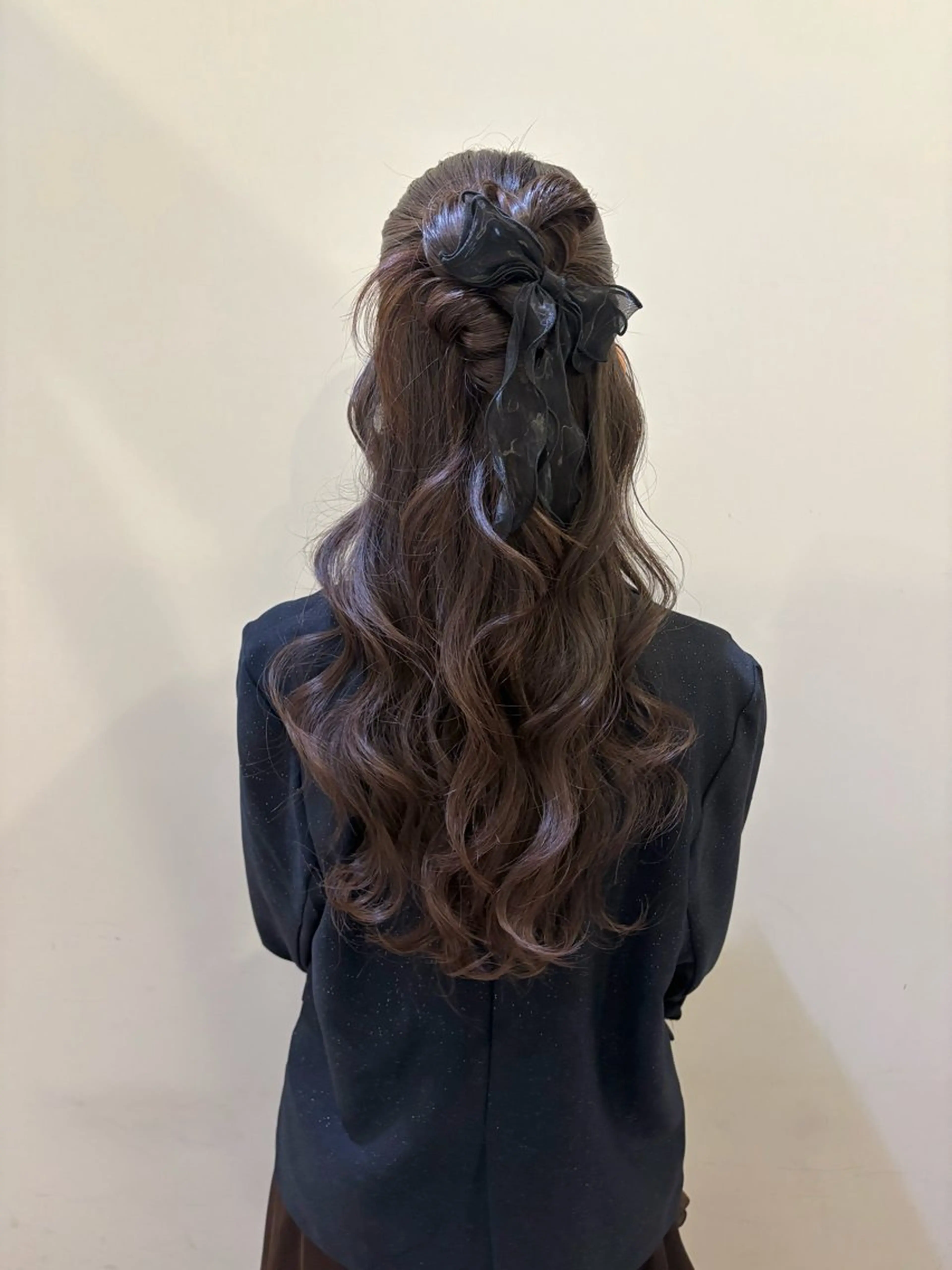 ロング ヘアアレンジ ハーフアップ ヘアセット ボウ🪞ヘアセット /メイク/マツパのマツエク・マツパデザイン