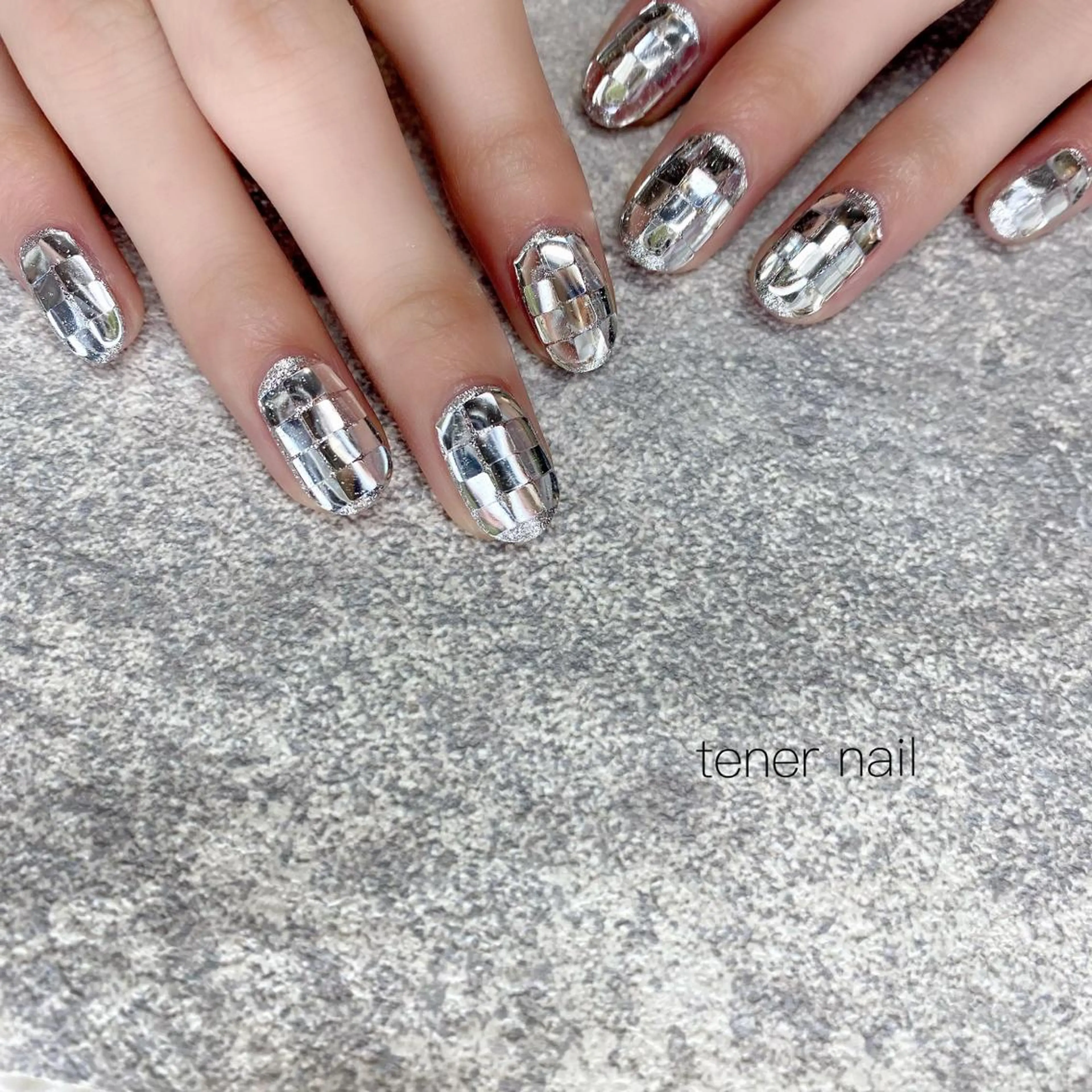 ネイル キラキラネイル ミラーネイル テネルネイル tener nailのネイルデザイン