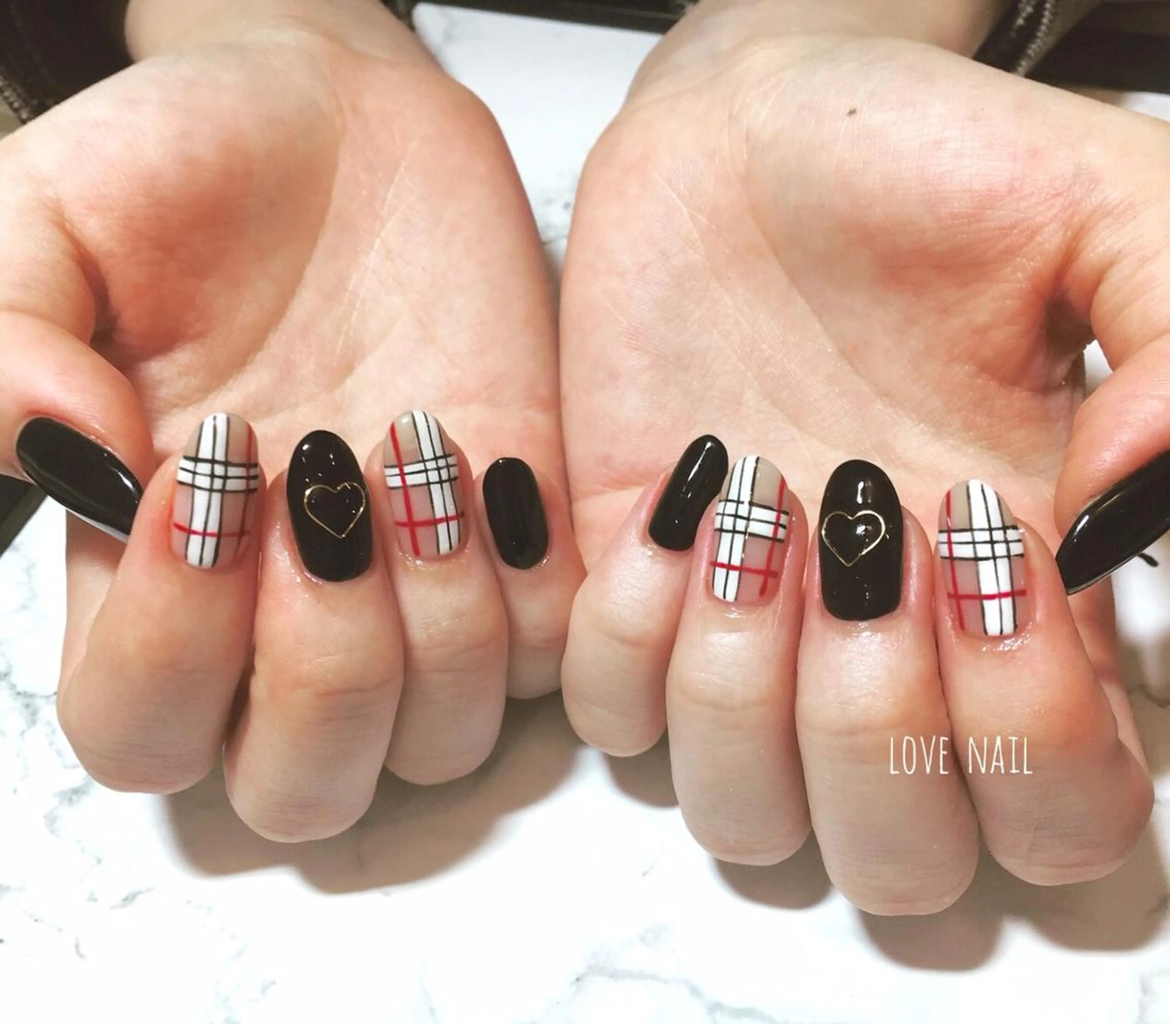 ネイル 持ち込み ハンドネイル LOVE NAIL 💕Sonoのネイルデザイン