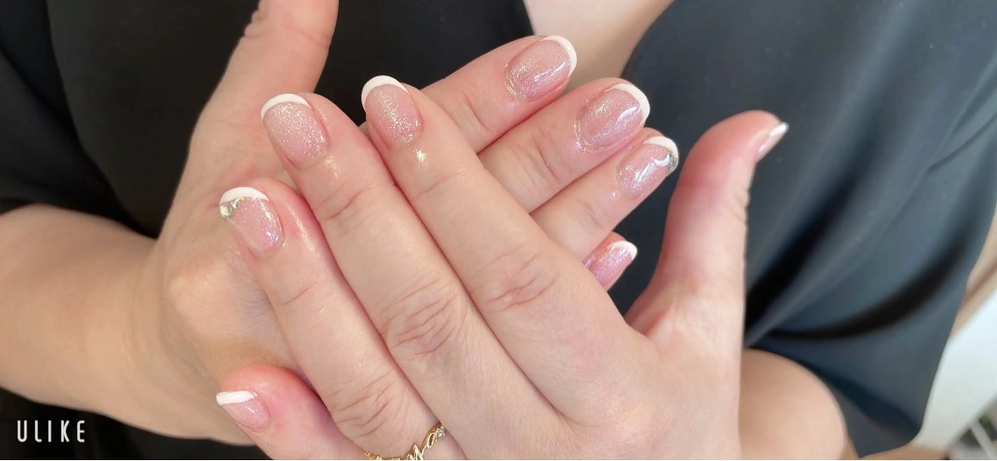 ネイル ハンドネイル emi ...の眉毛・アイブロウイメージ