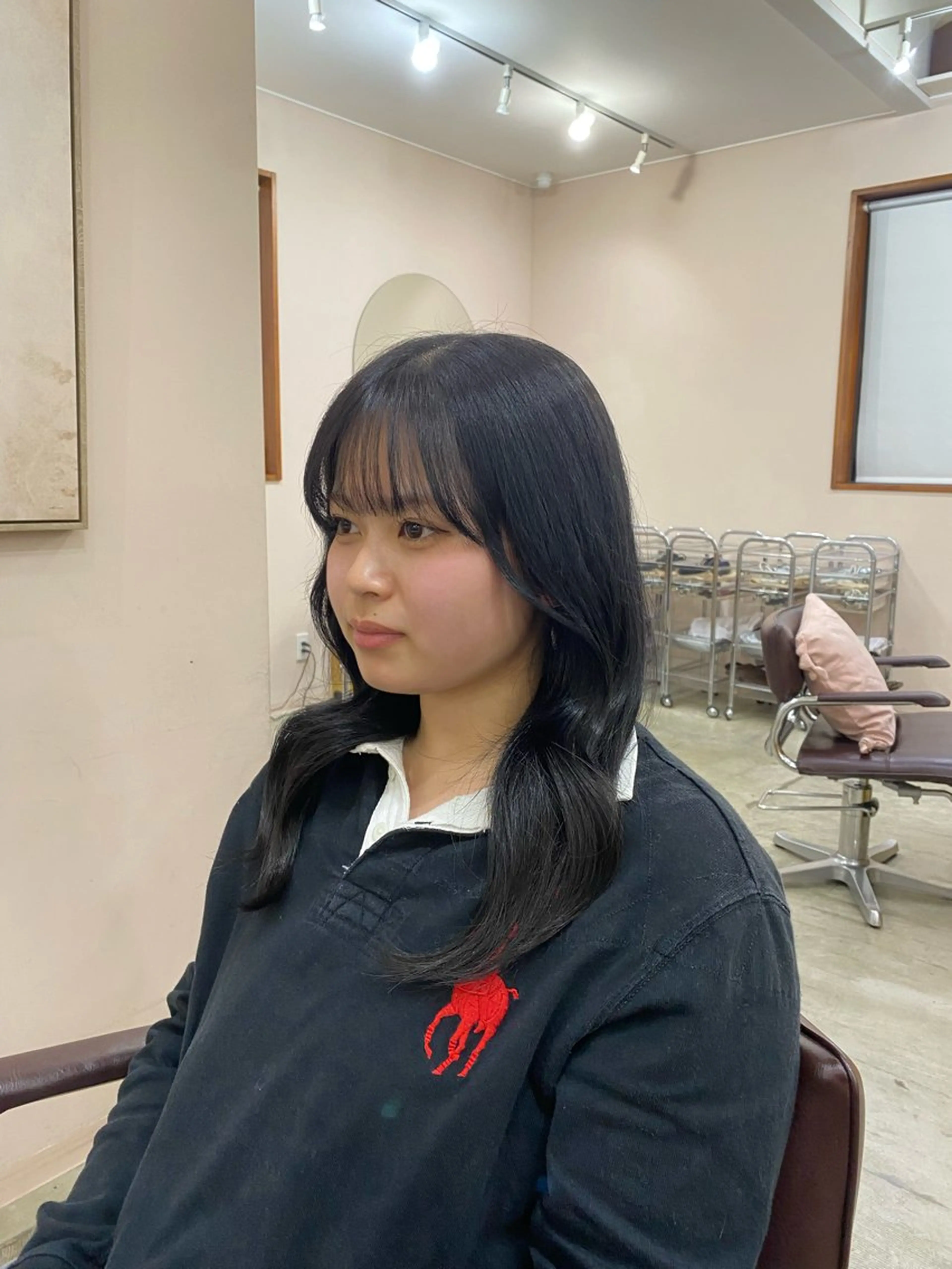 カラー 黒髪 ブルーカラー ブルーブラック 透明感カラー 君島 花楓のヘアスタイル