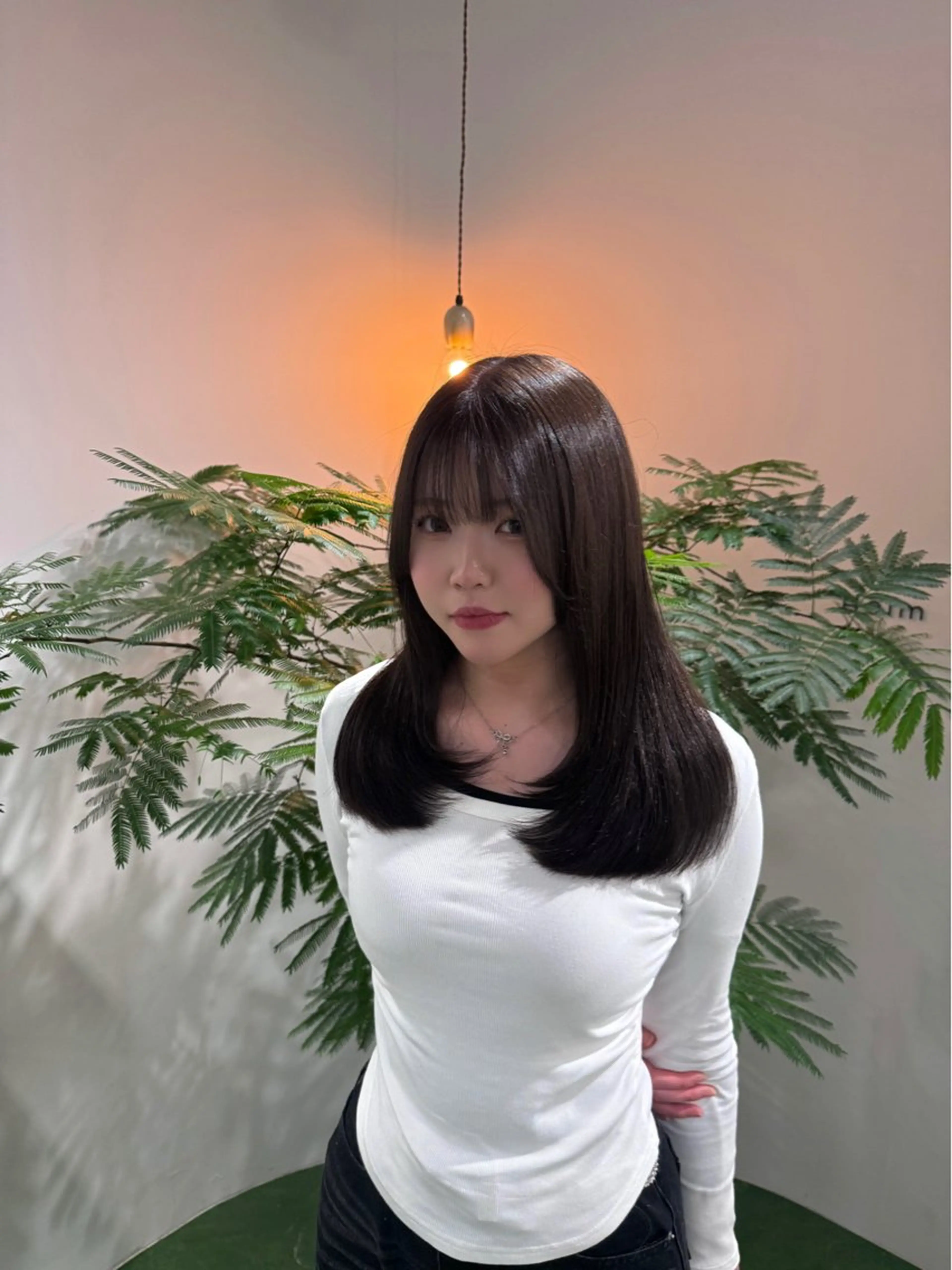 セミロング レイヤーカット カット ヘアカラー トリートメント ミカ/名駅/レイヤー /ブリーチなしカラーのヘアスタイル