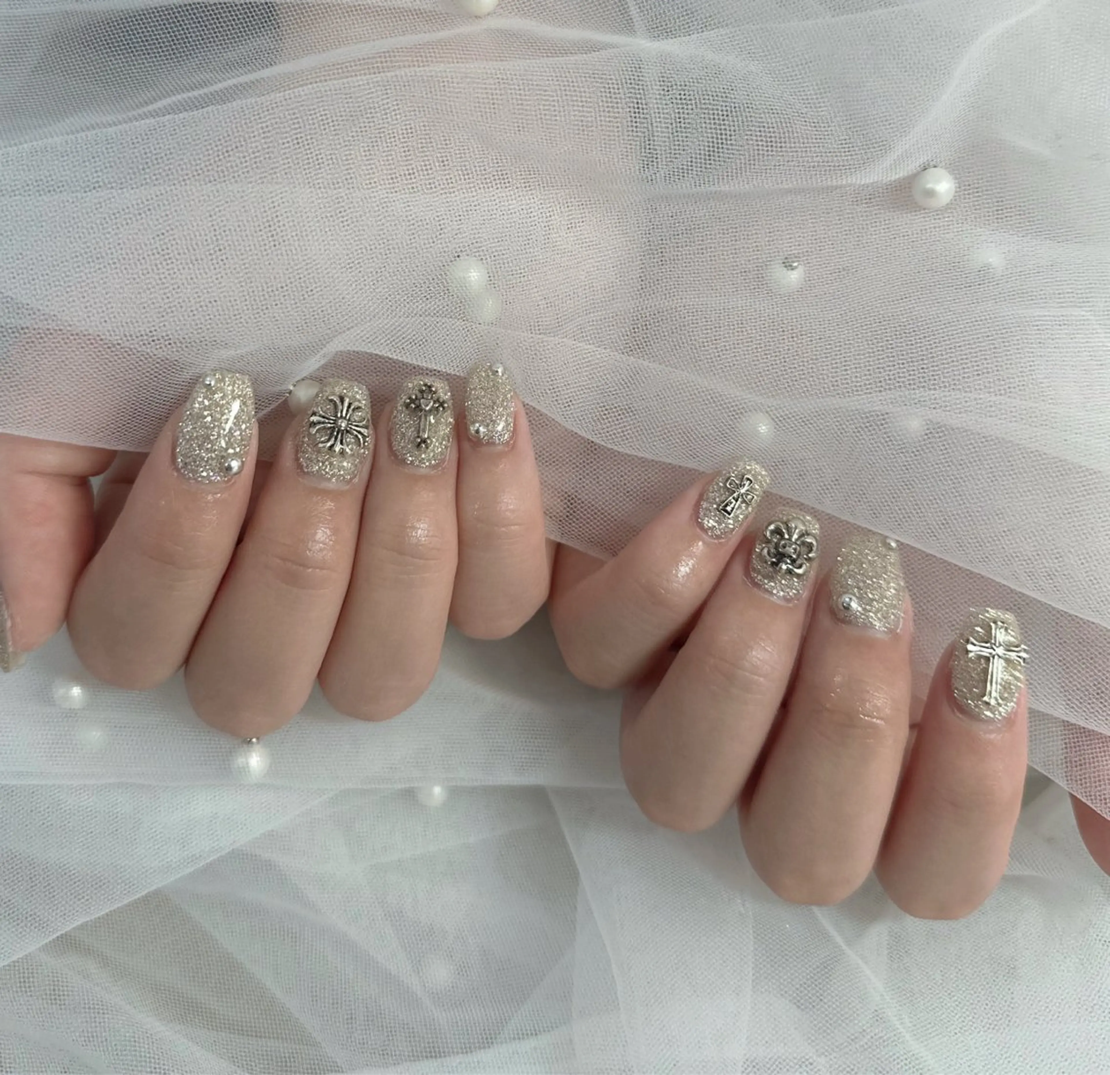 ネイル ハンドネイル フットネイル LAVISH nanamiのネイルデザイン