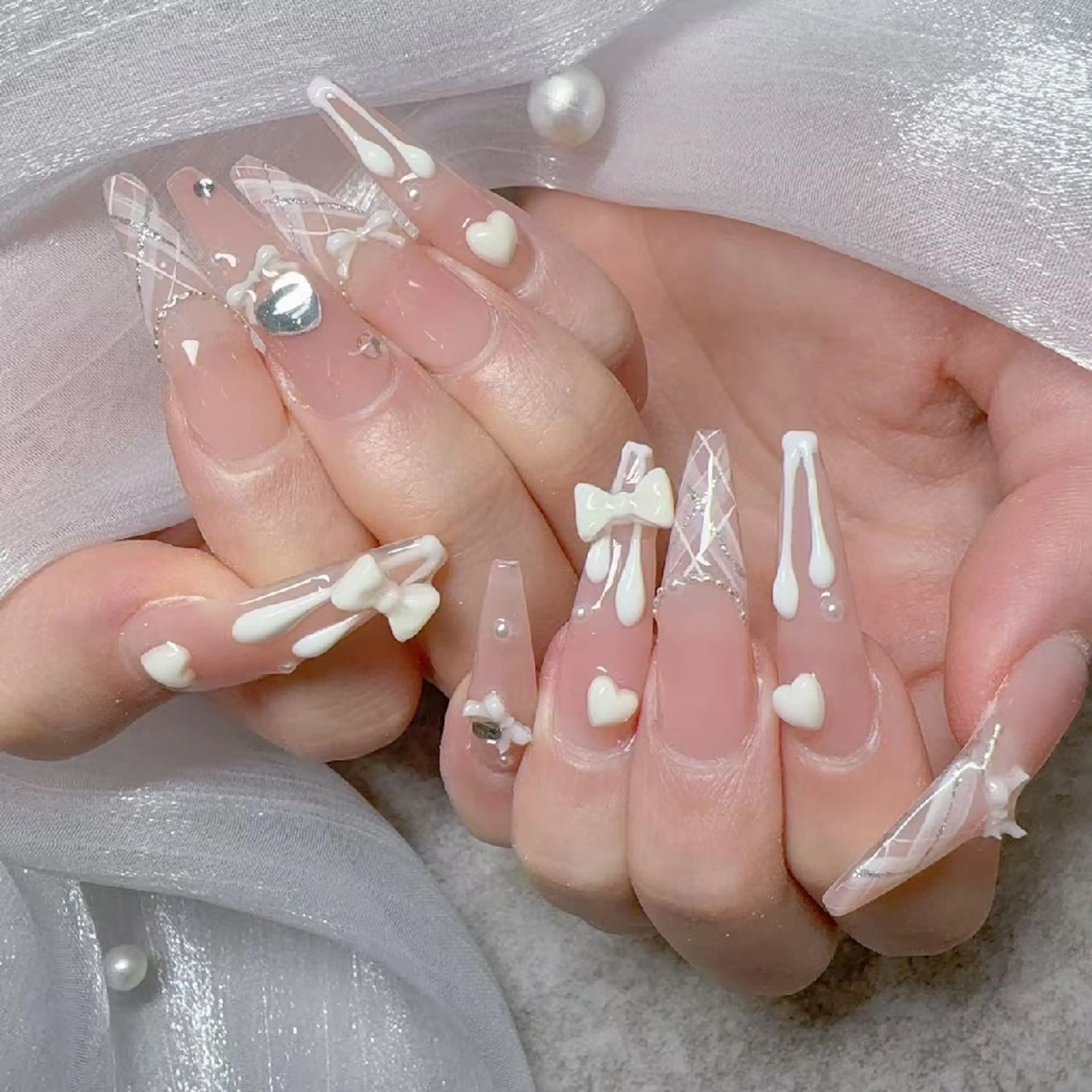 ネイル Snow nail  💕 新宿🌸のネイルデザイン