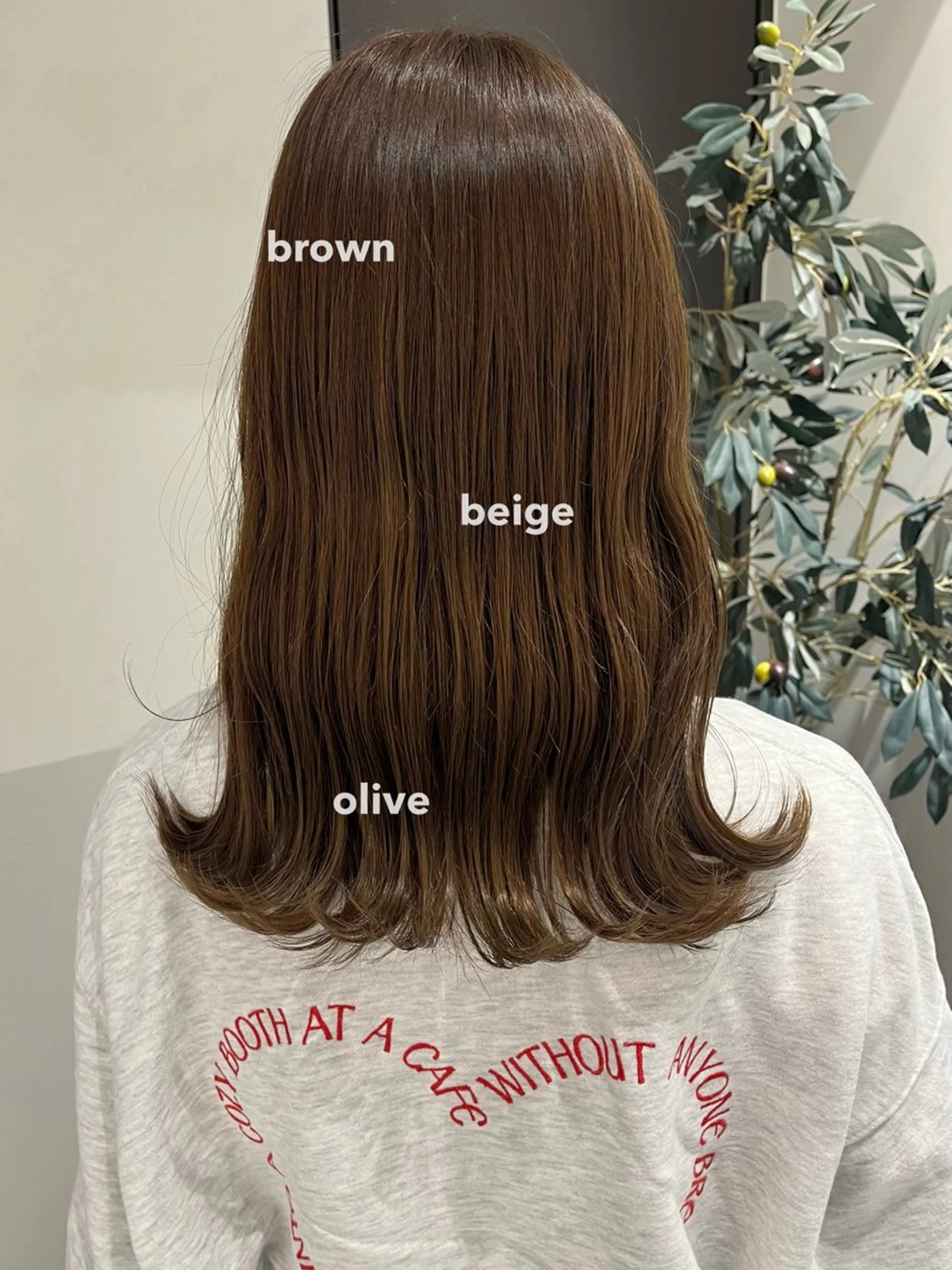 セミロング カラー RINA🧤 デザインとボブのヘアスタイル