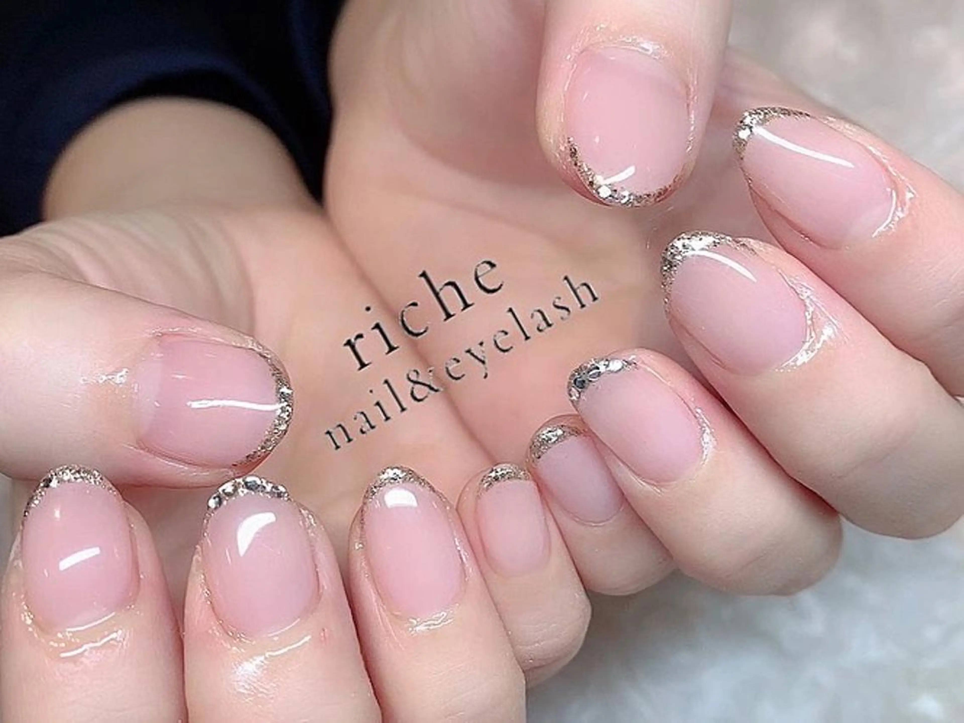 ネイル ラメ(グリッター) ストーンネイル K. Misakiのネイルデザイン