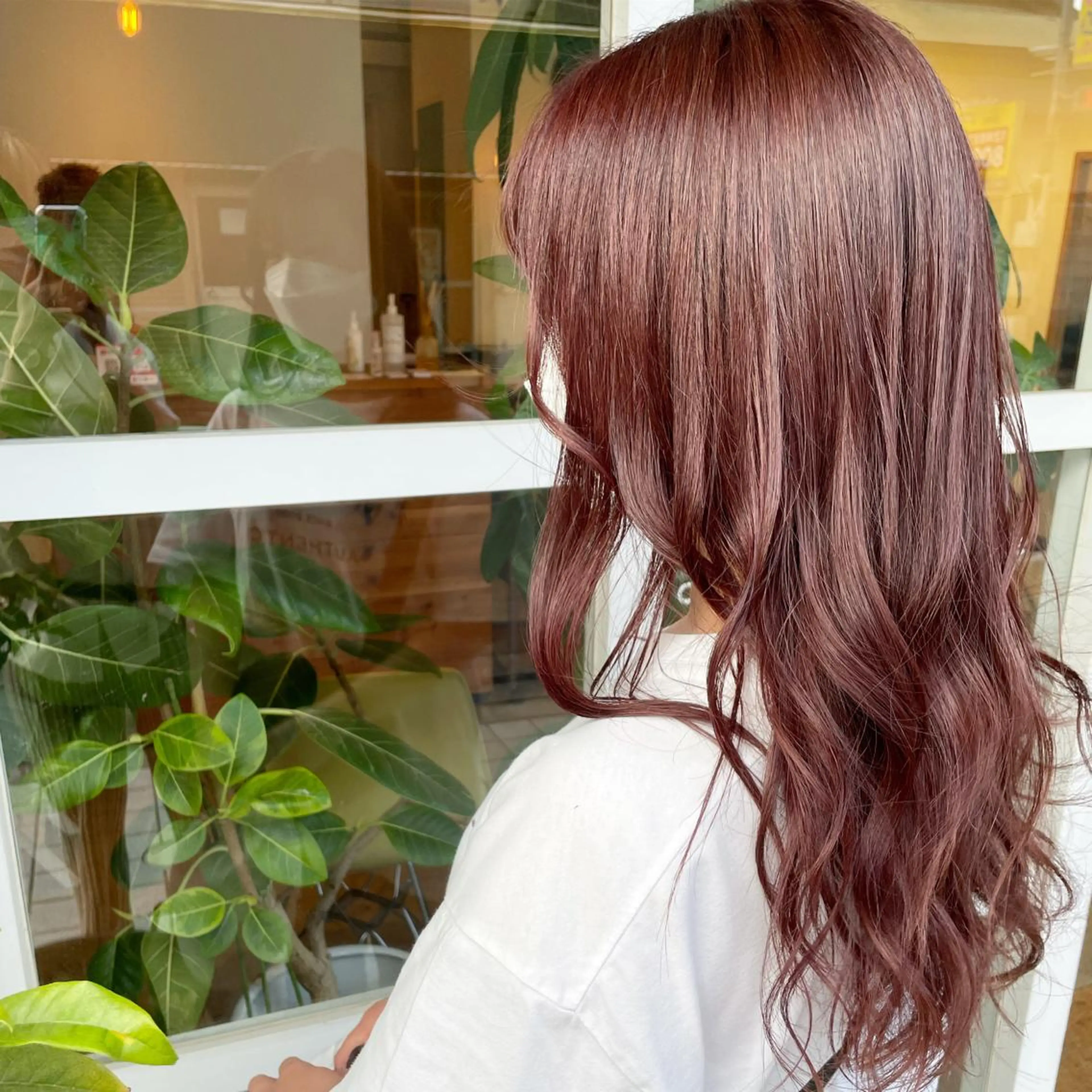 ミディアム カラー ヘアアレンジ ヘアカラー 鴫原 亜弥のヘアスタイル