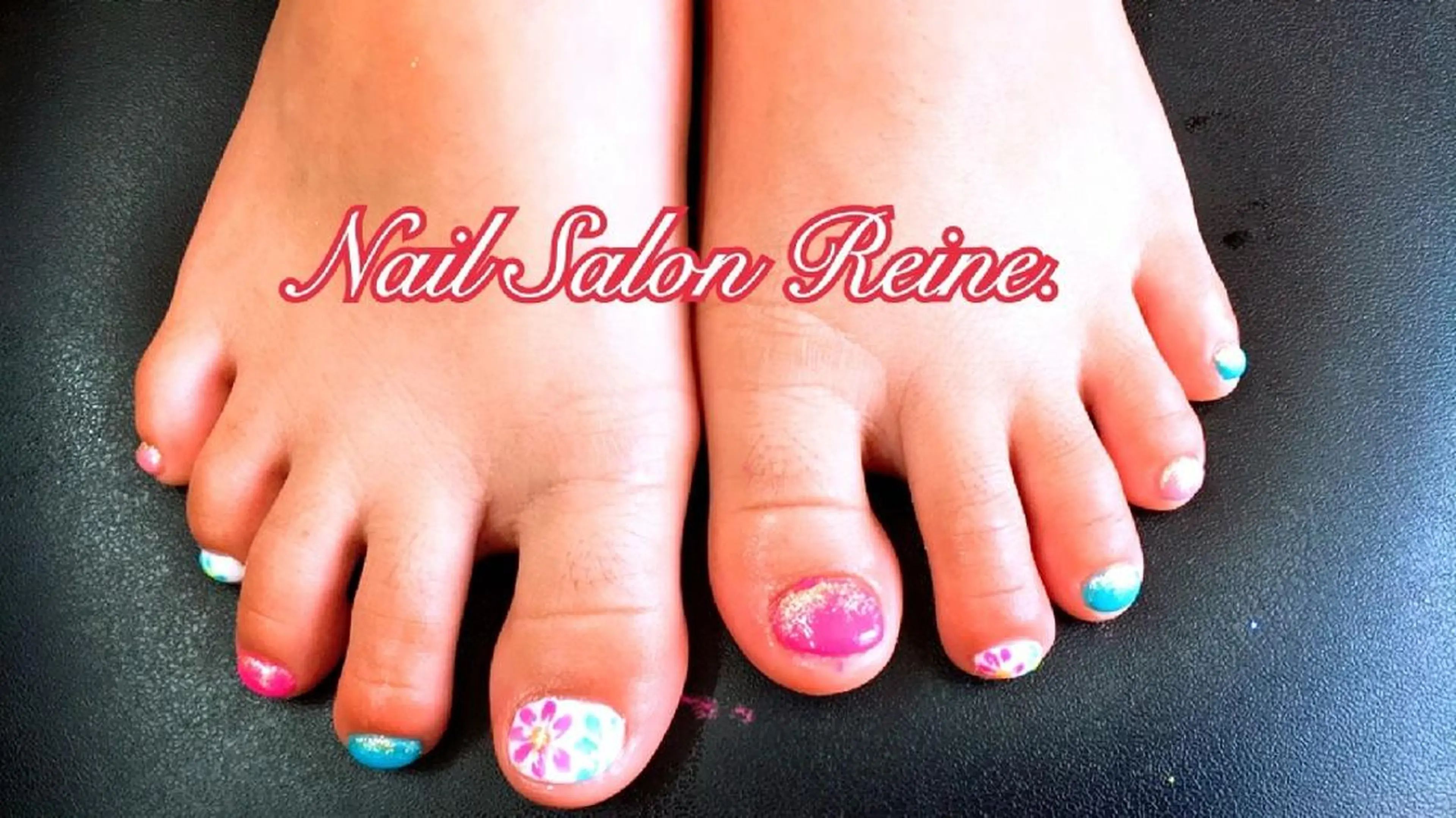 ネイル アートネイル フットネイル Nailsalon Reine所属・玉栄 伶奈のネイルデザイン