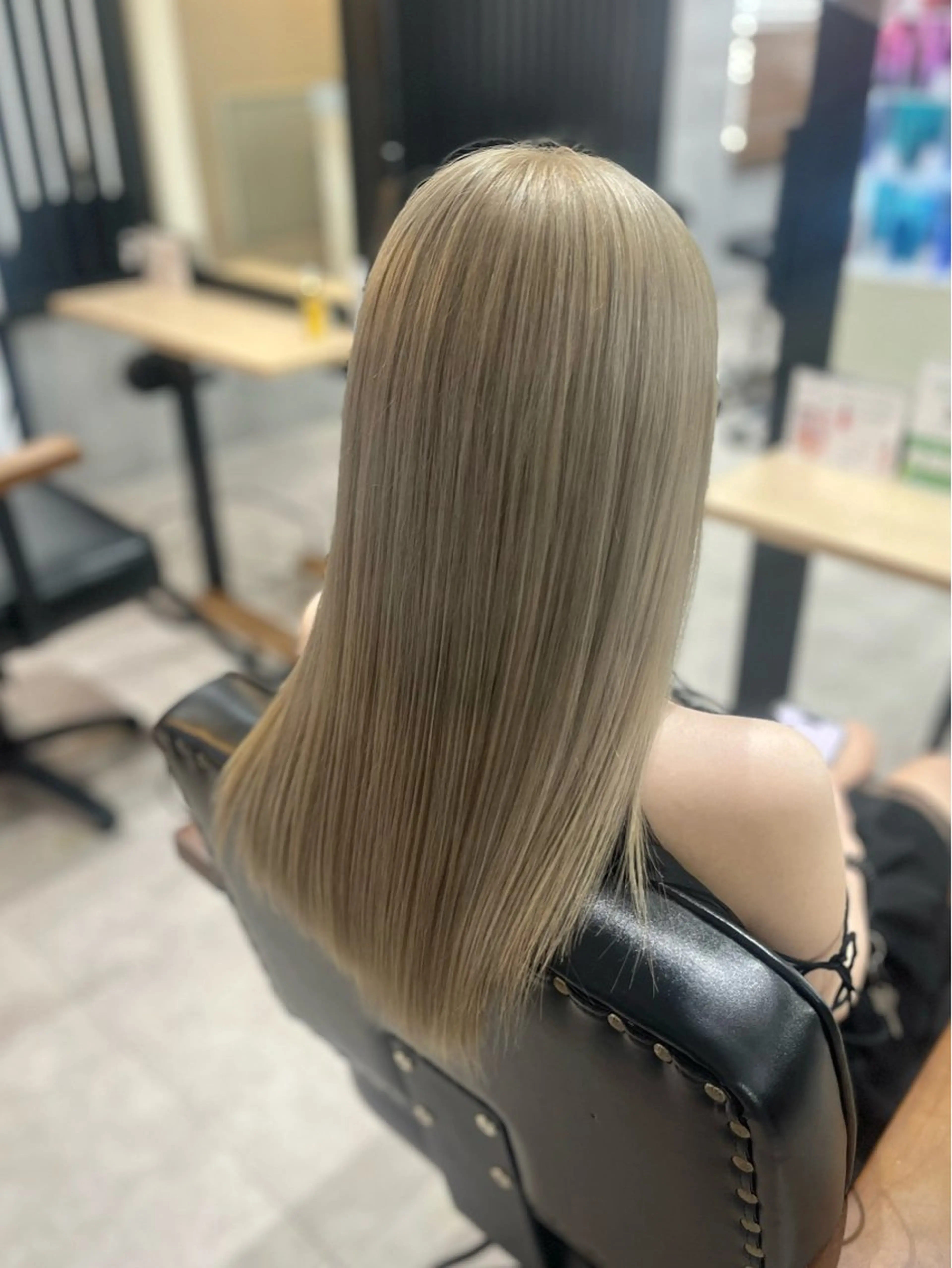 《全体ダブルカラー🫧》　　　　　　　　　　　　　　　　　　　　　　　　　ブリーチカラー🩵の写真