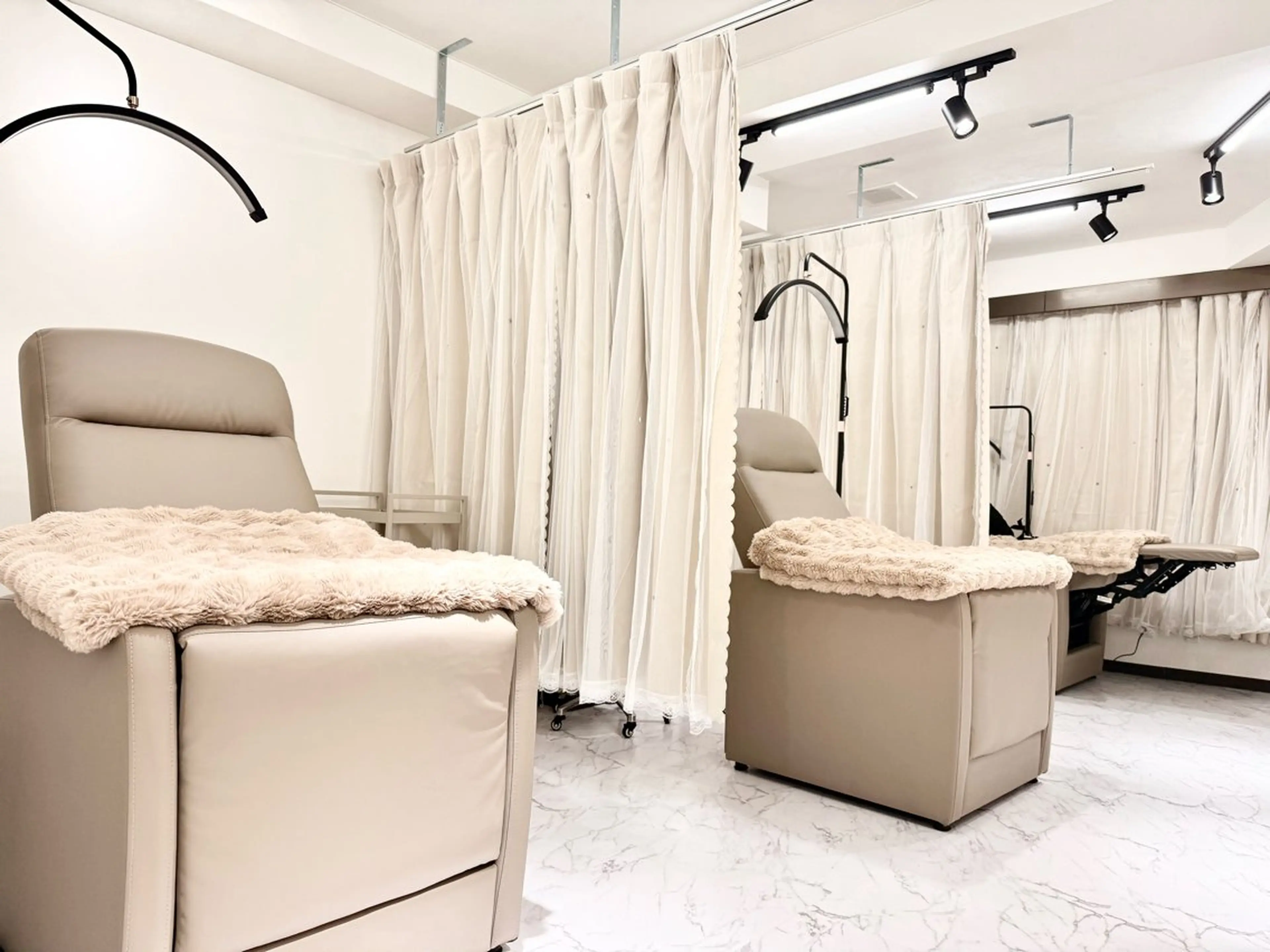 MiLua 🌙✨のマツエク・マツパデザイン