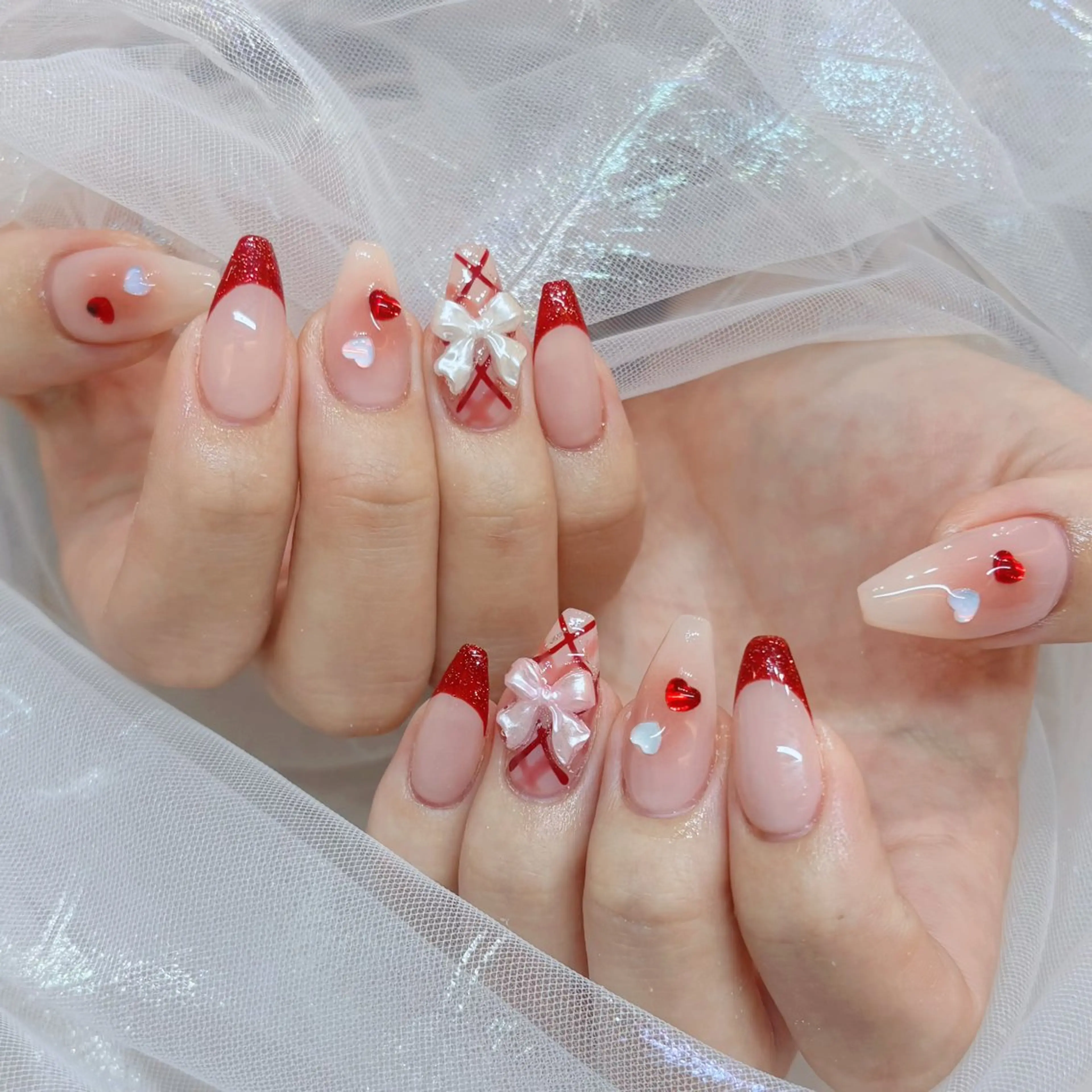 ネイル ハンドネイル CeCeGarden ✨️キラキラワンホンのネイルデザイン