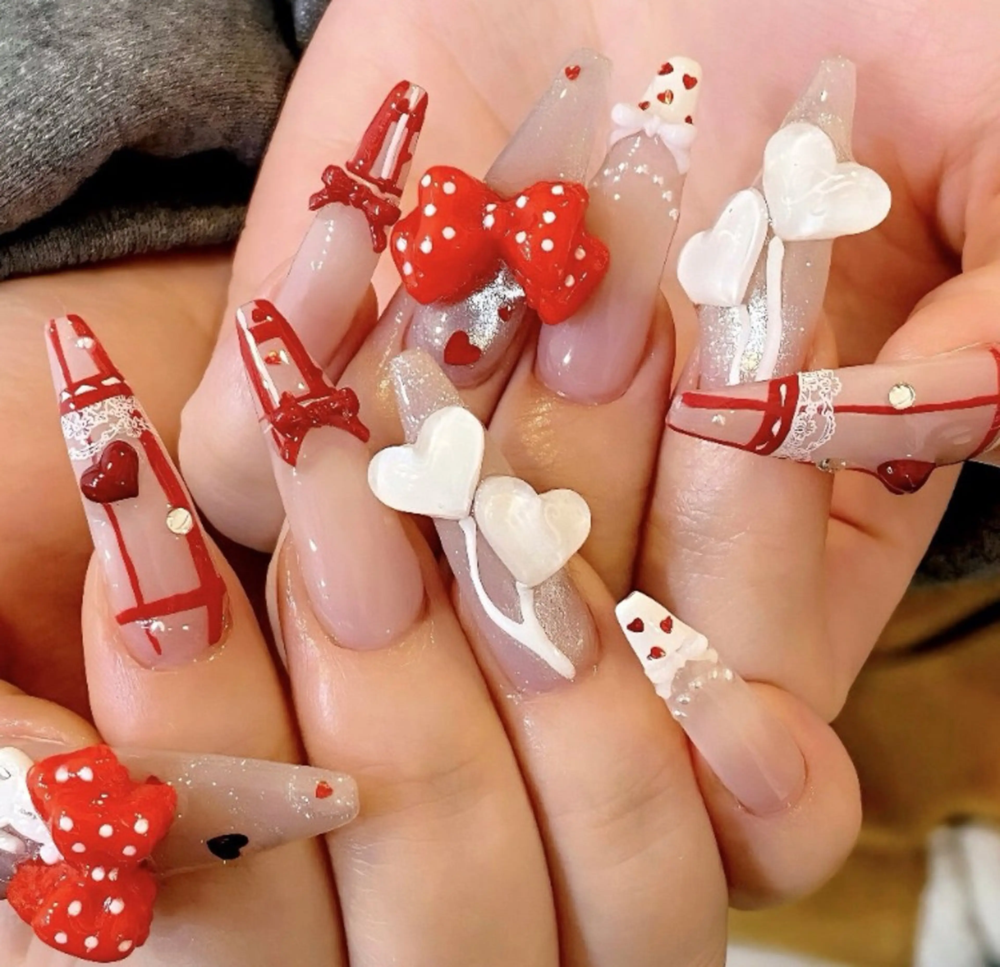 ネイル 長さ出し フレンチネイル 韓国ネイル レース マグネットネイル ハンドネイル 波 なみのネイルデザイン