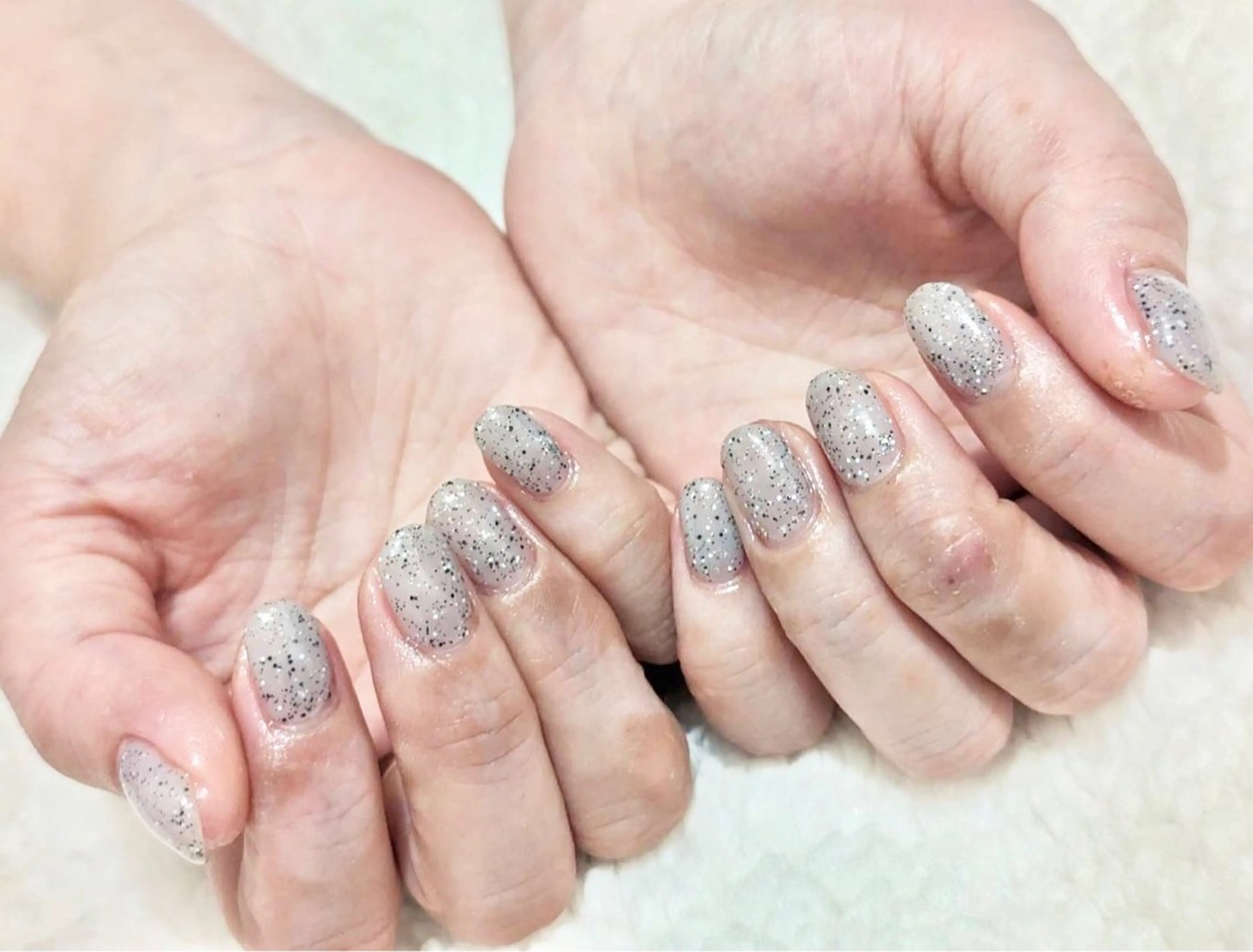 ネイル VIBLISS福岡 tomokoのネイルデザイン