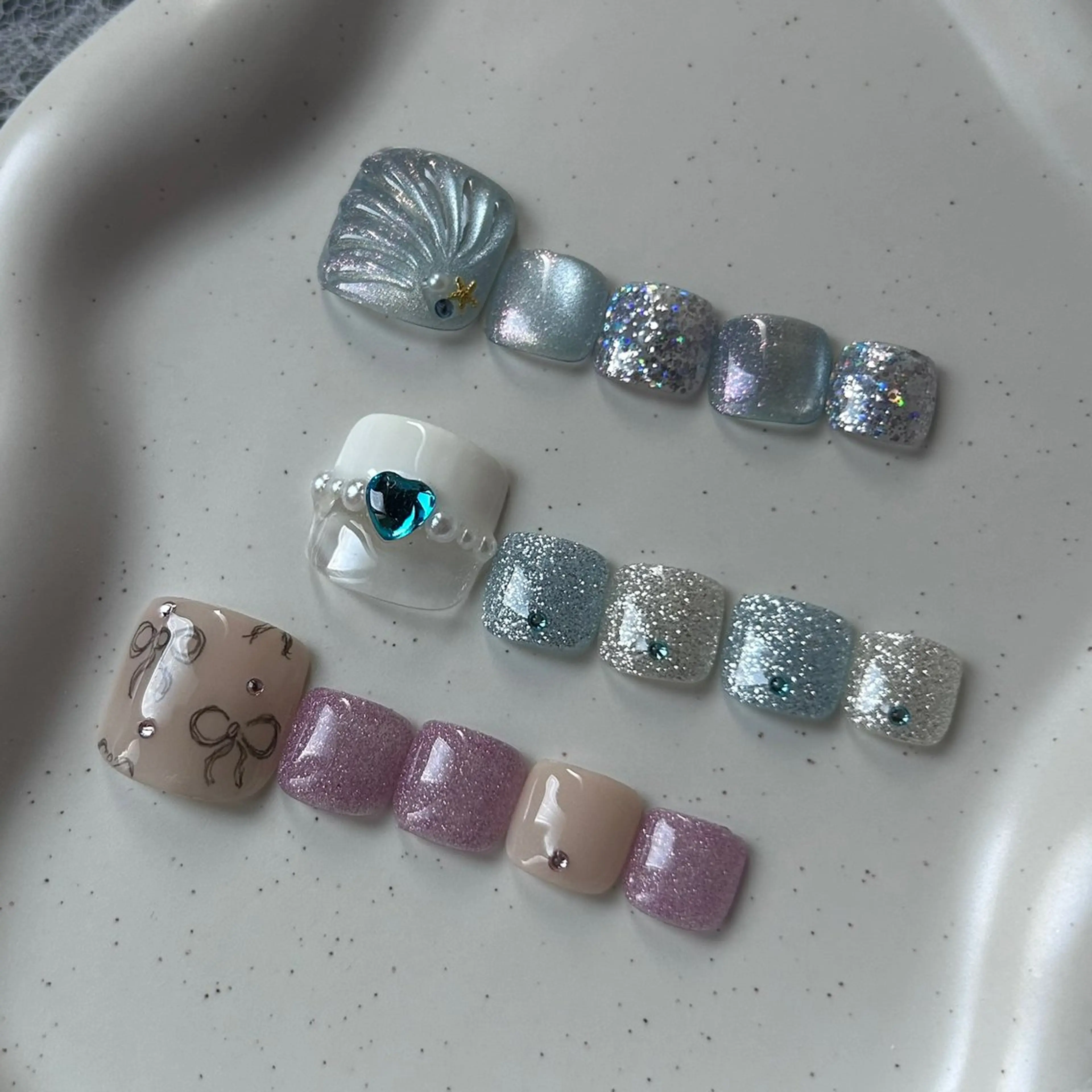 ネイル フットネイル Rosy Nailのネイルデザイン