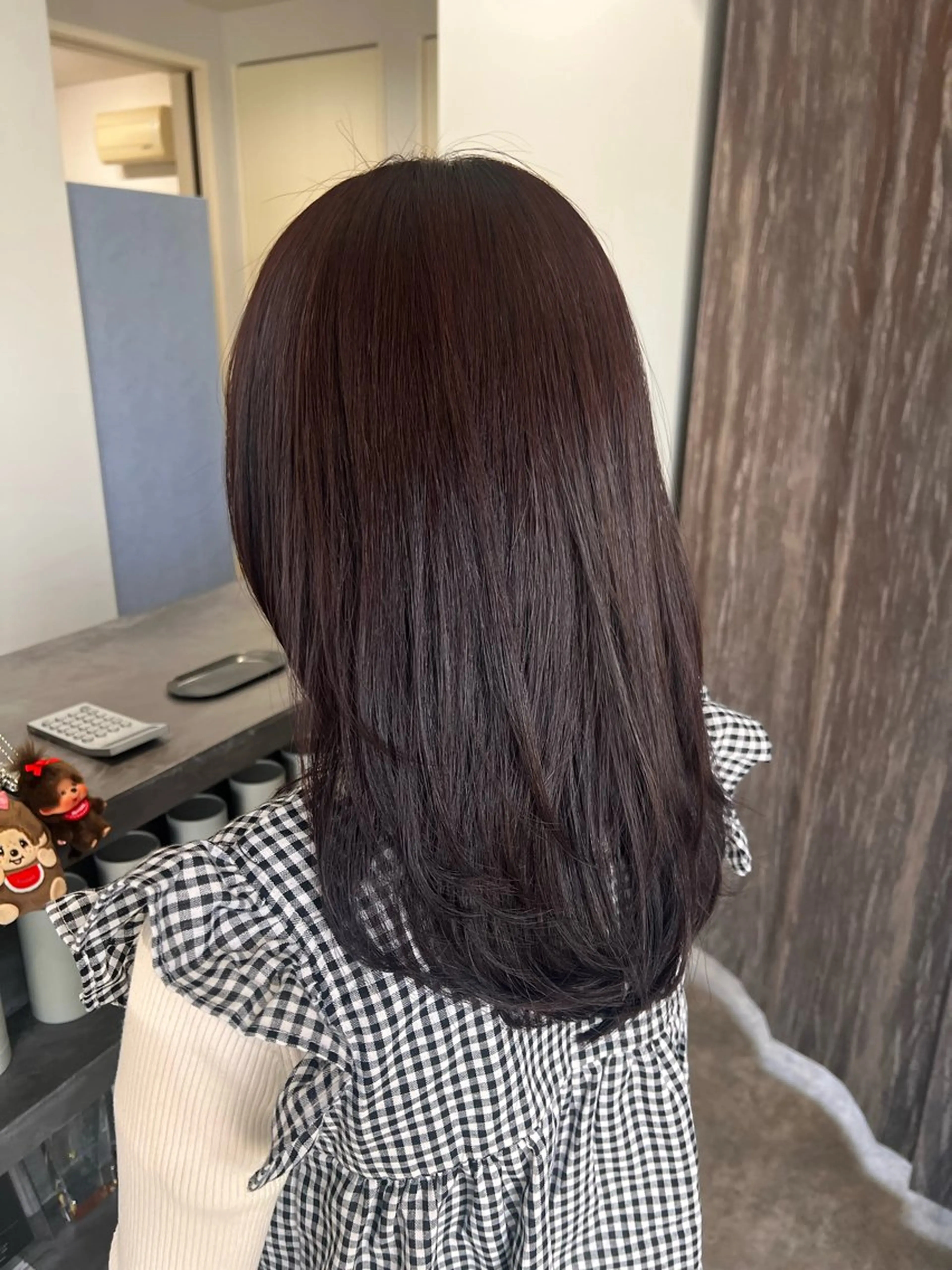 ミディアム カラー ブラウンカラー ヘアカラー トリートメント 小番 茜海のヘアスタイル