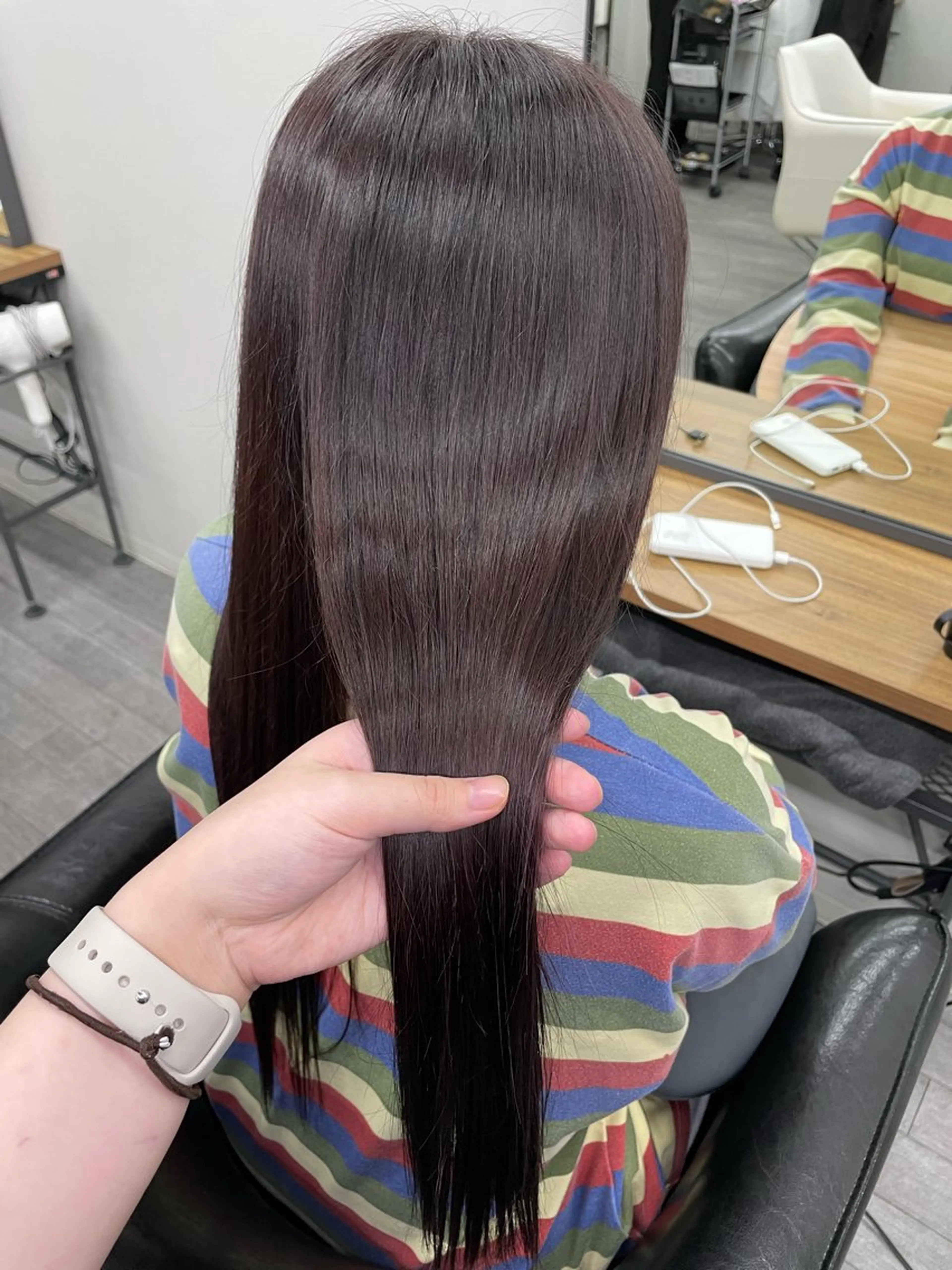 【髪質改善UPTOGLOSS】似合わせCut+艶カラー+髪質改善UPTOGLOSS　￥21500→￥12800の写真