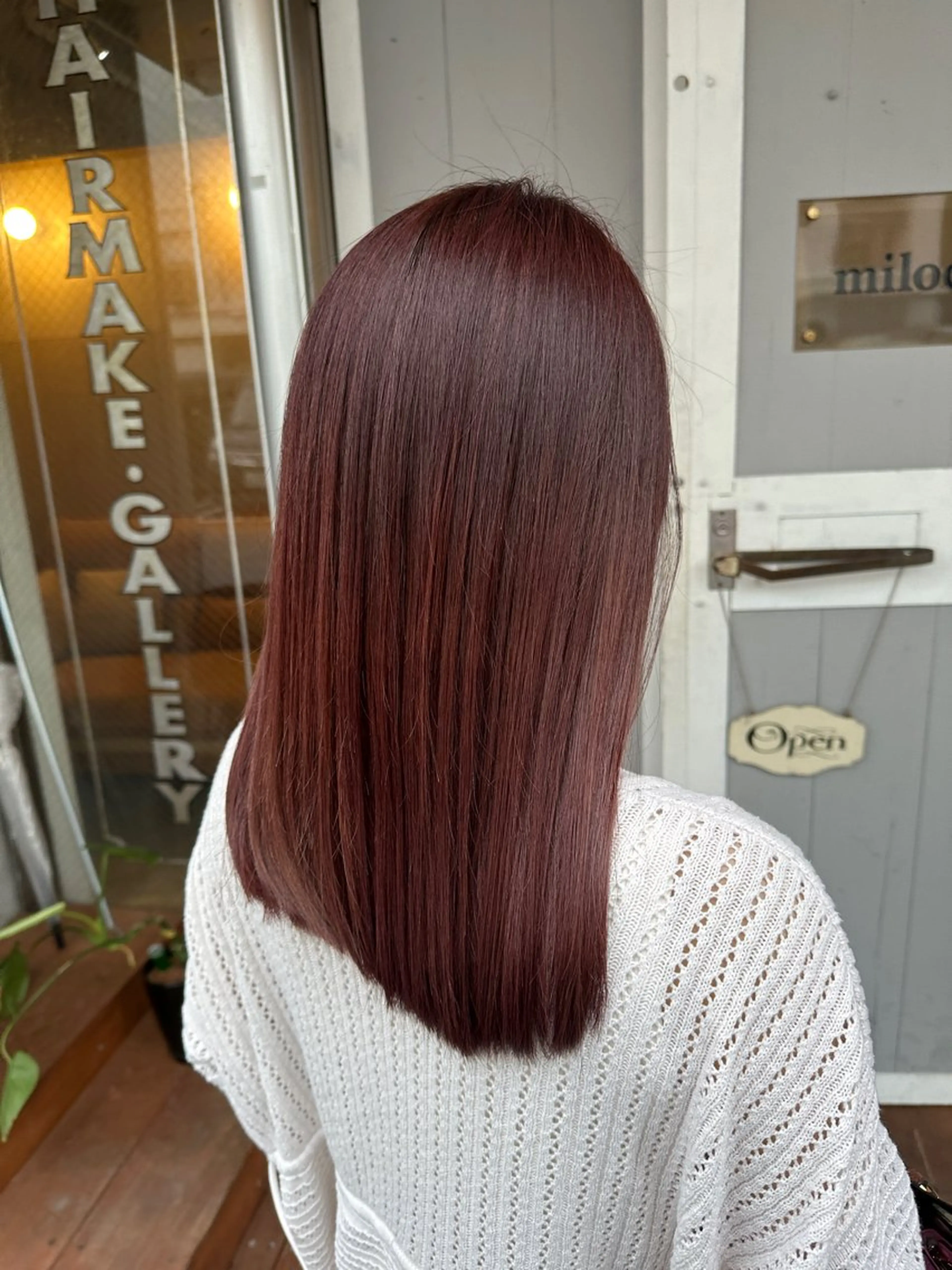 ミディアム ヘアカラー トリートメント miloc MOMOKAのヘアスタイル