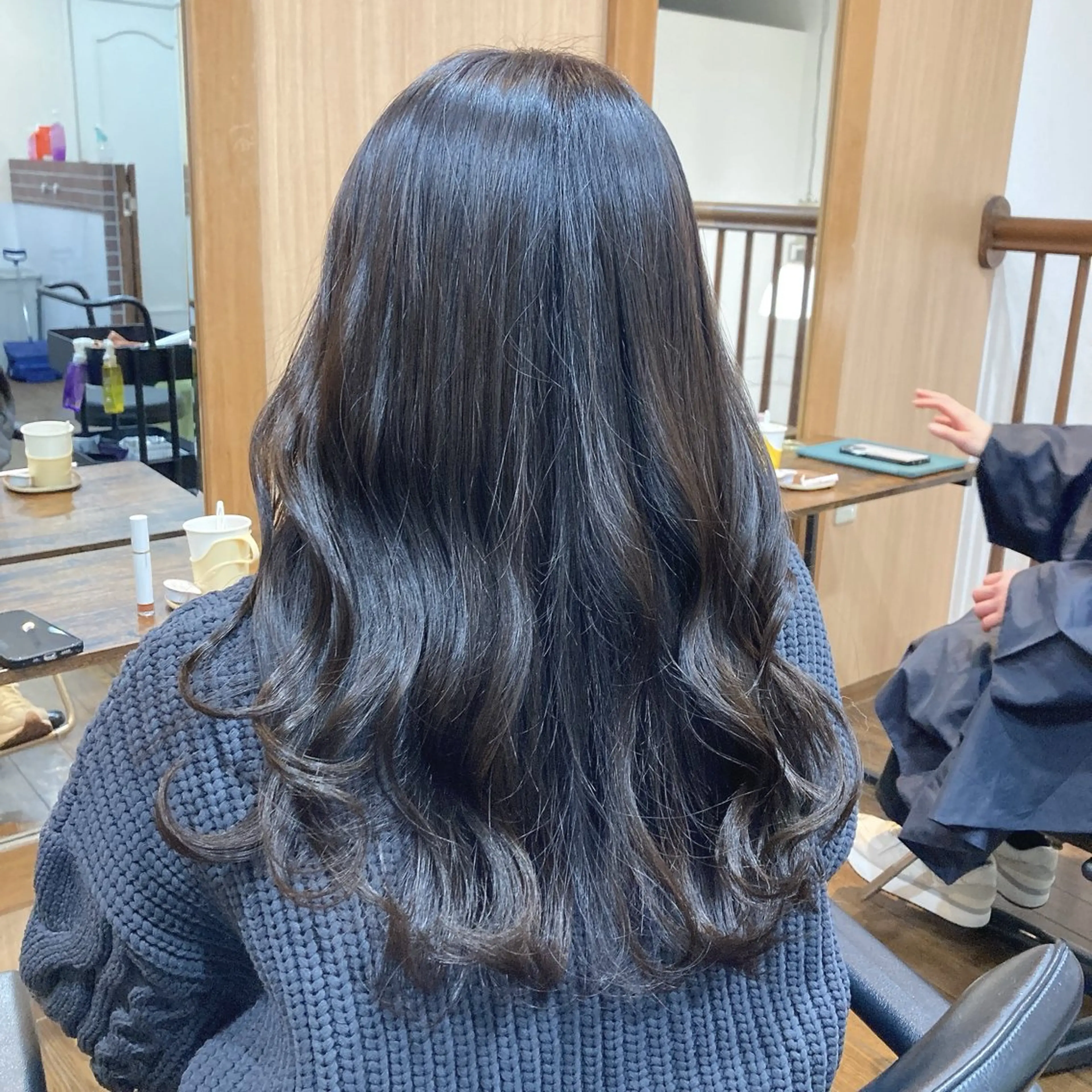 セミロング 髪質改善カラー 縮毛矯正🤍辻桃加のヘアスタイル