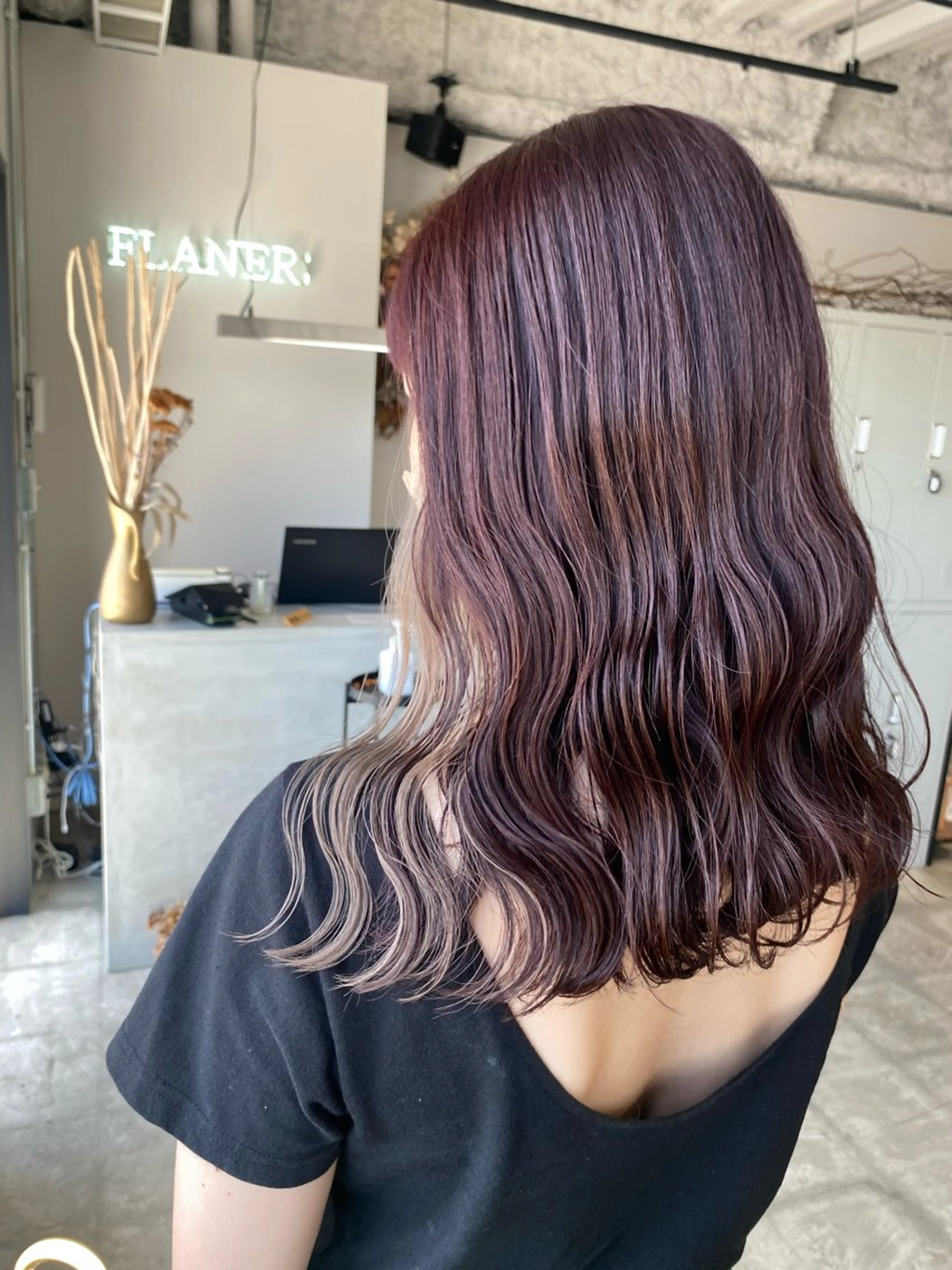 ロング カラー 山本 彩美香のヘアスタイル