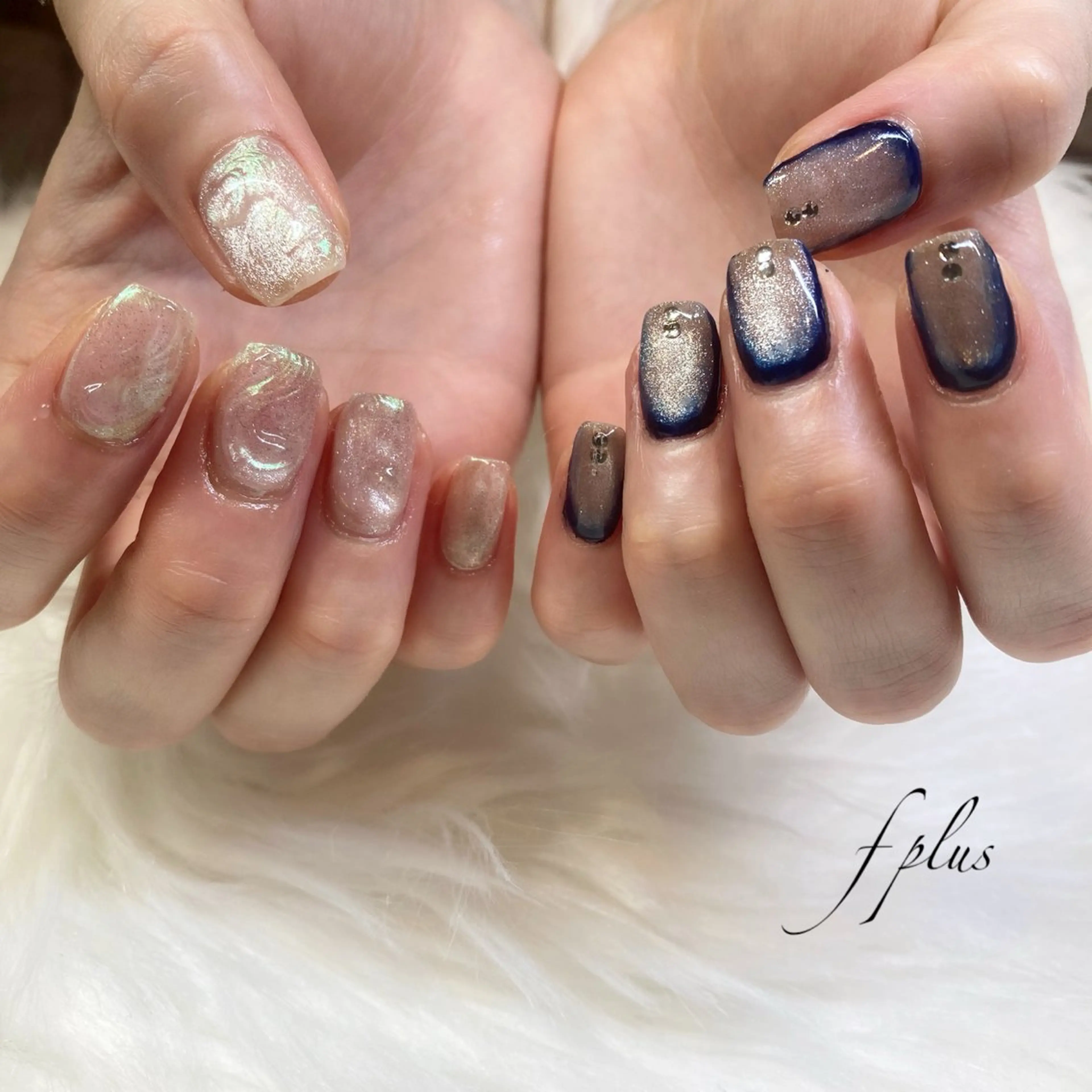ネイル マグネットネイル ミラーネイル ネイビー ハンドネイル kanako nail🌷のネイルデザイン