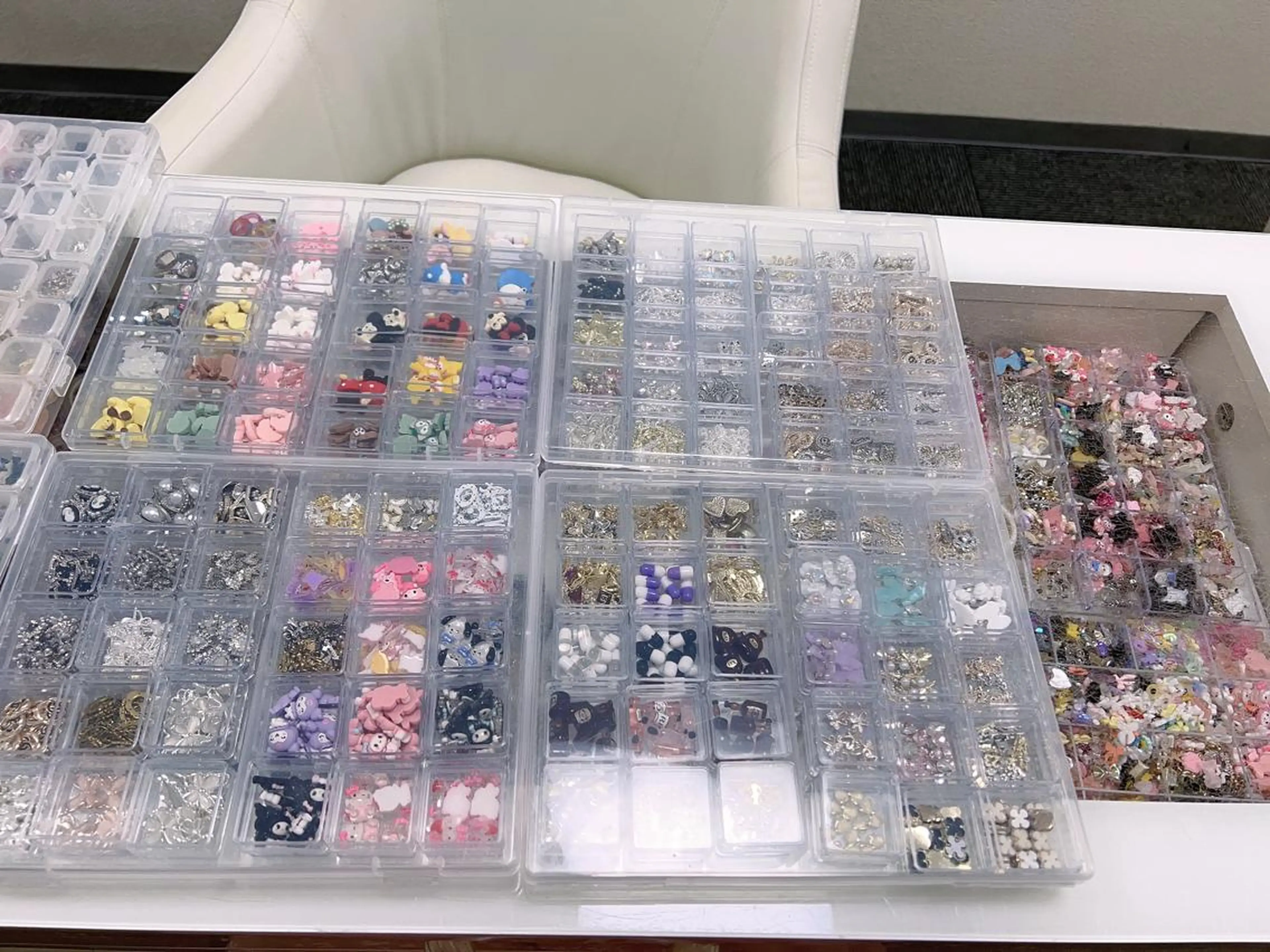 ネイル はぴねす所属・横浜 美夢のネイルデザイン