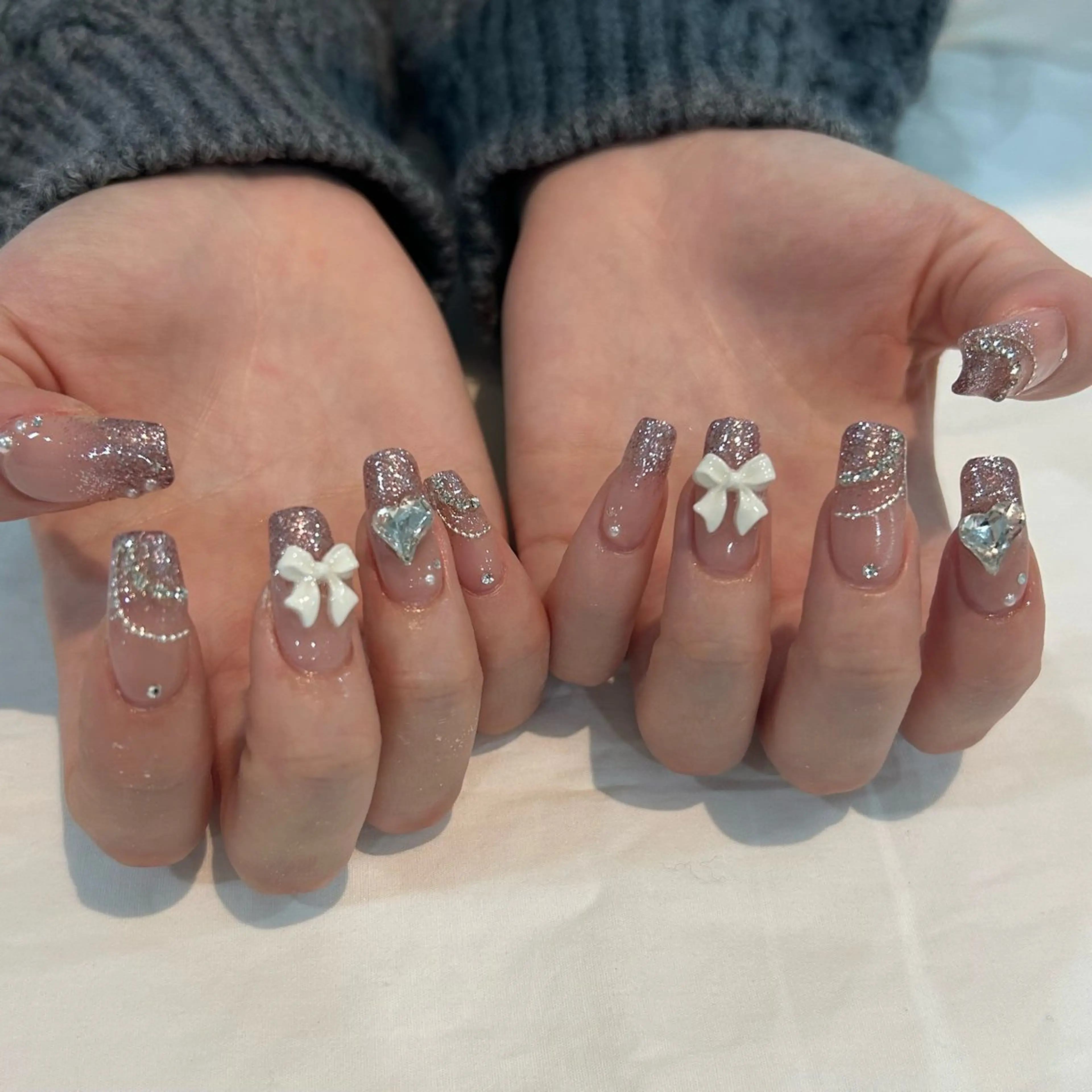 ネイル ハンドネイル . Natsumiのネイルデザイン