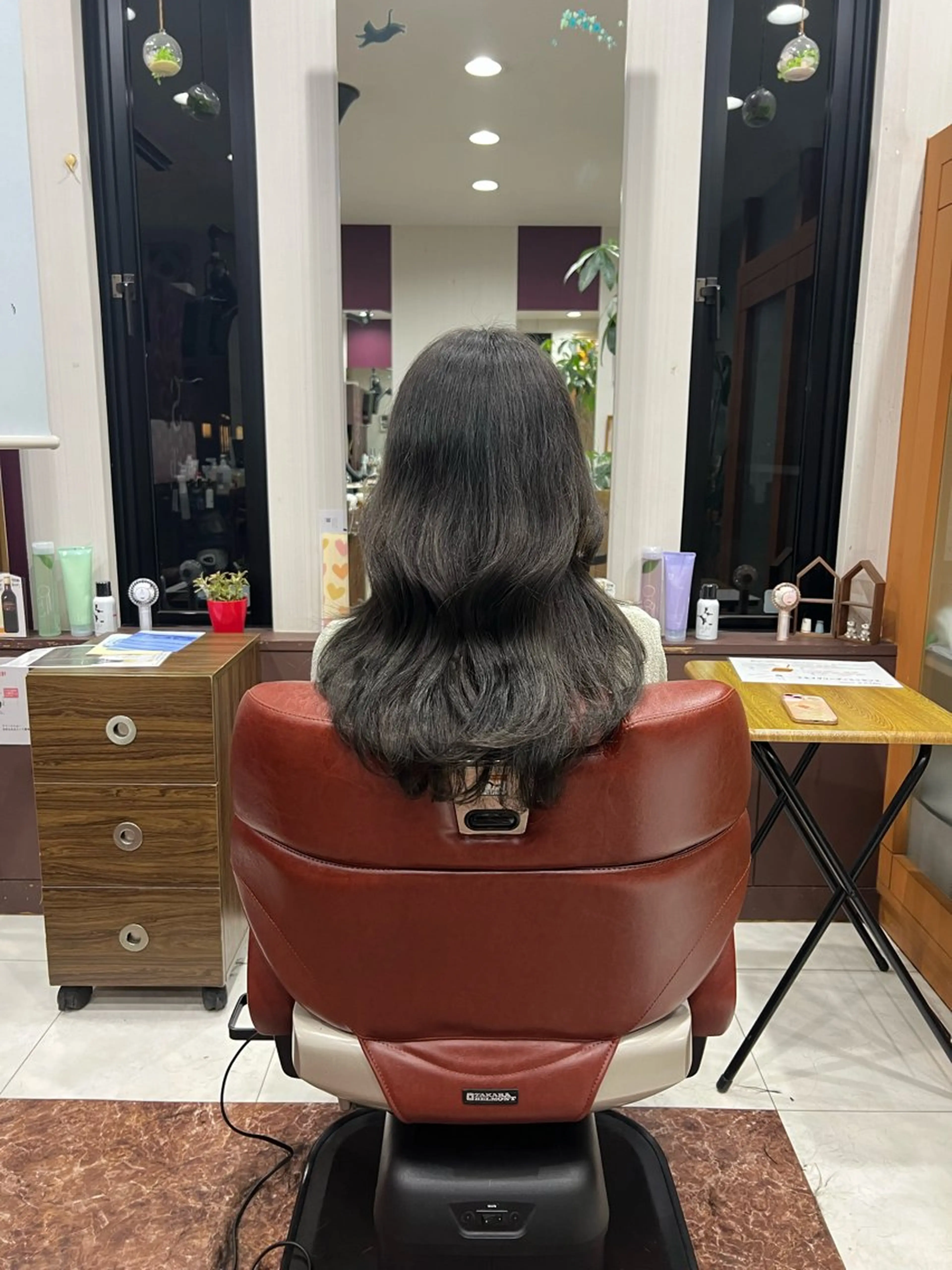ロング カラー 透明感カラー グレージュ 韓国風ヘア レイヤーカット カット ヘアカラー トリートメント 藤田 竜成のヘアスタイル