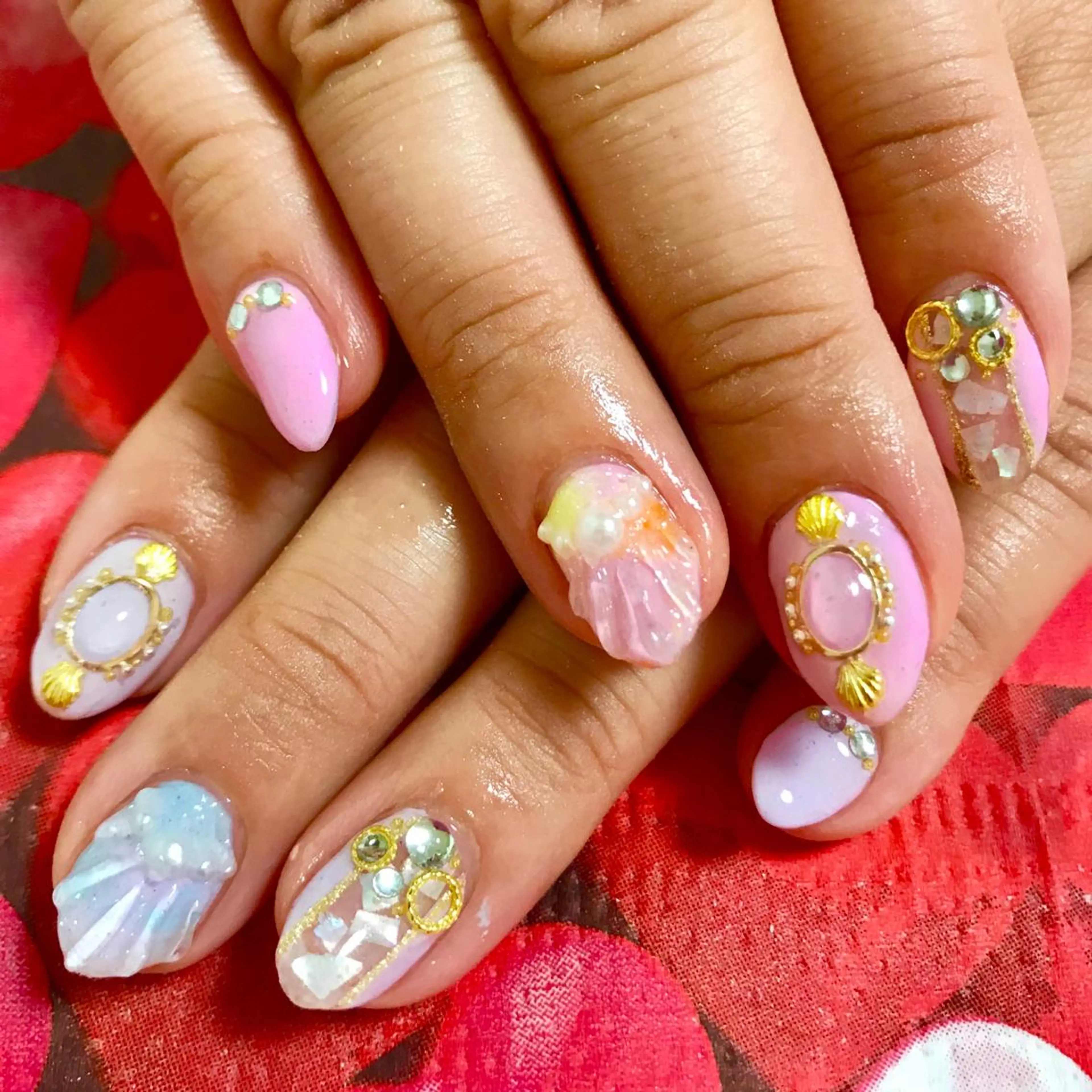 ネイル LOVEnail tomoのネイルデザイン