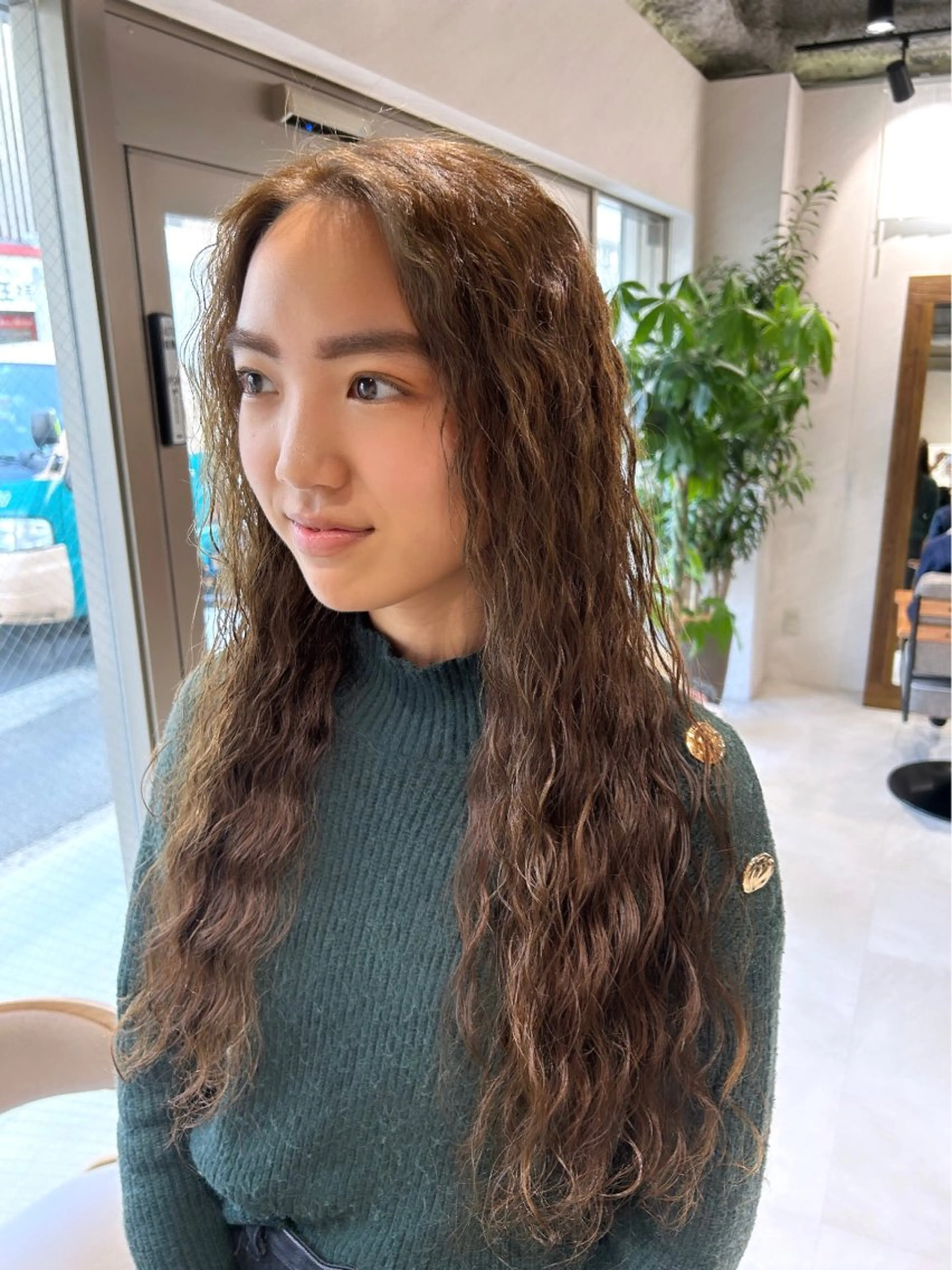 ロング カラー 🌷横浜/レイヤー /艶カラー🌷のヘアスタイル