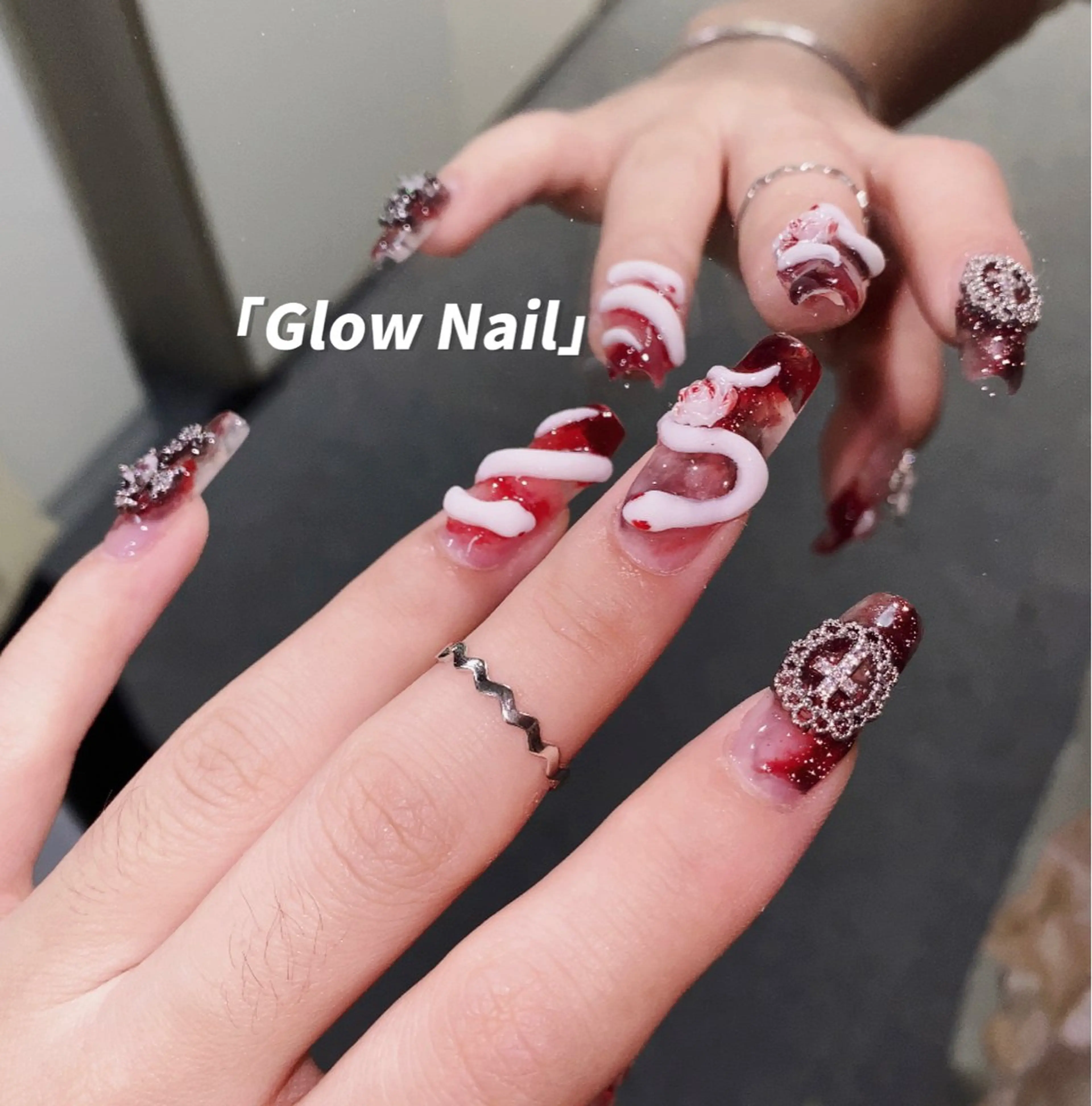 ネイル Glow Nail スカルプ専門店のネイルデザイン