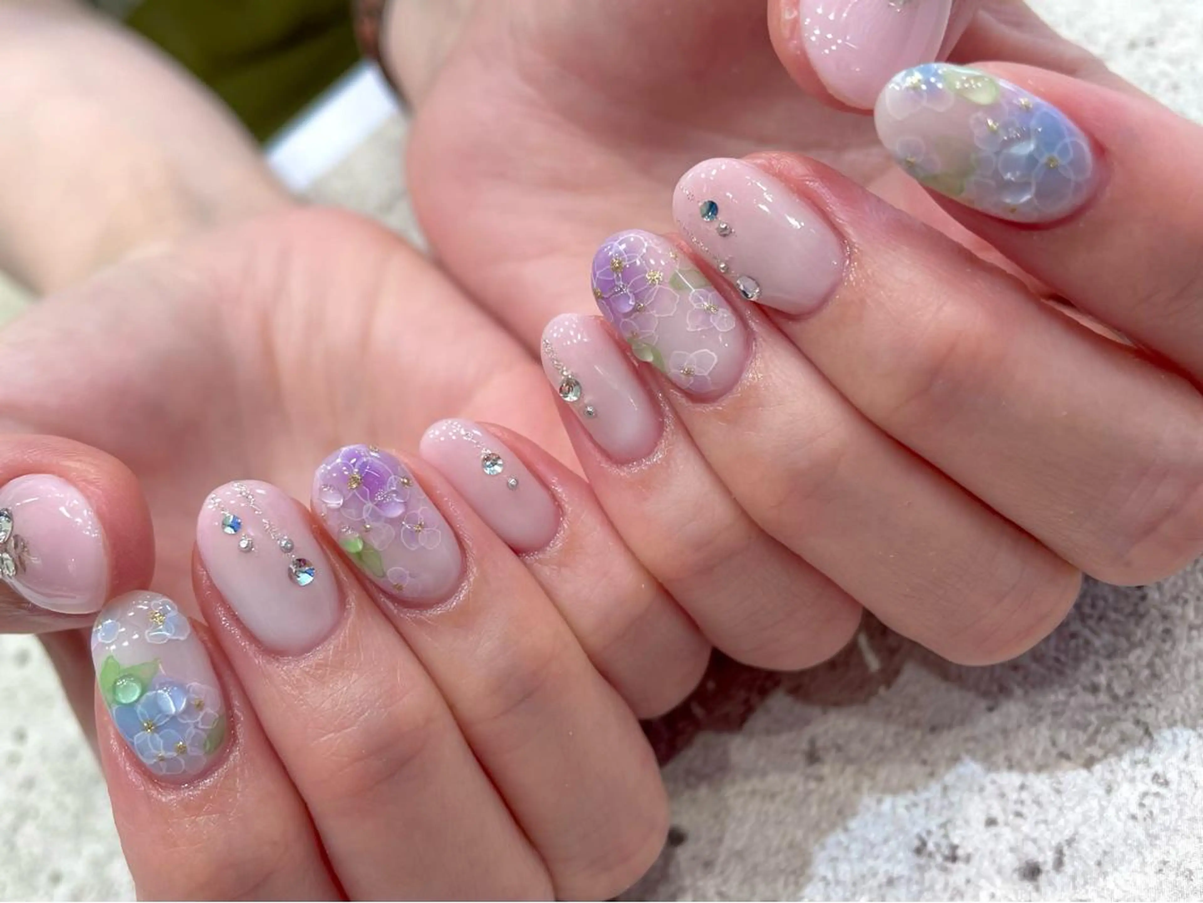 ネイル ハンドネイル Ash関内ネイリスト 荒木のネイルデザイン