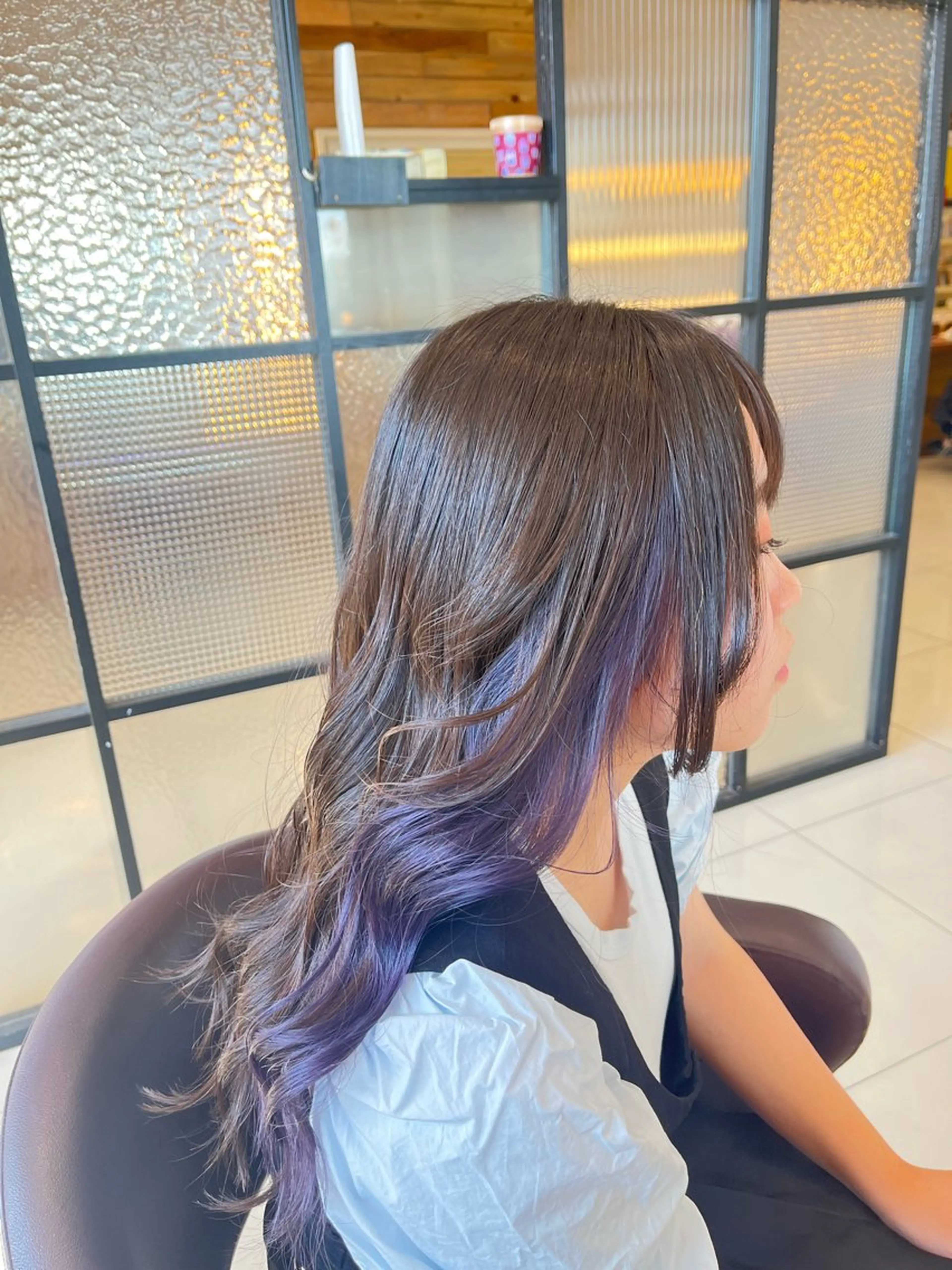 ロング カラー らいむ/レイヤー/ /イヤリングカラーのヘアスタイル