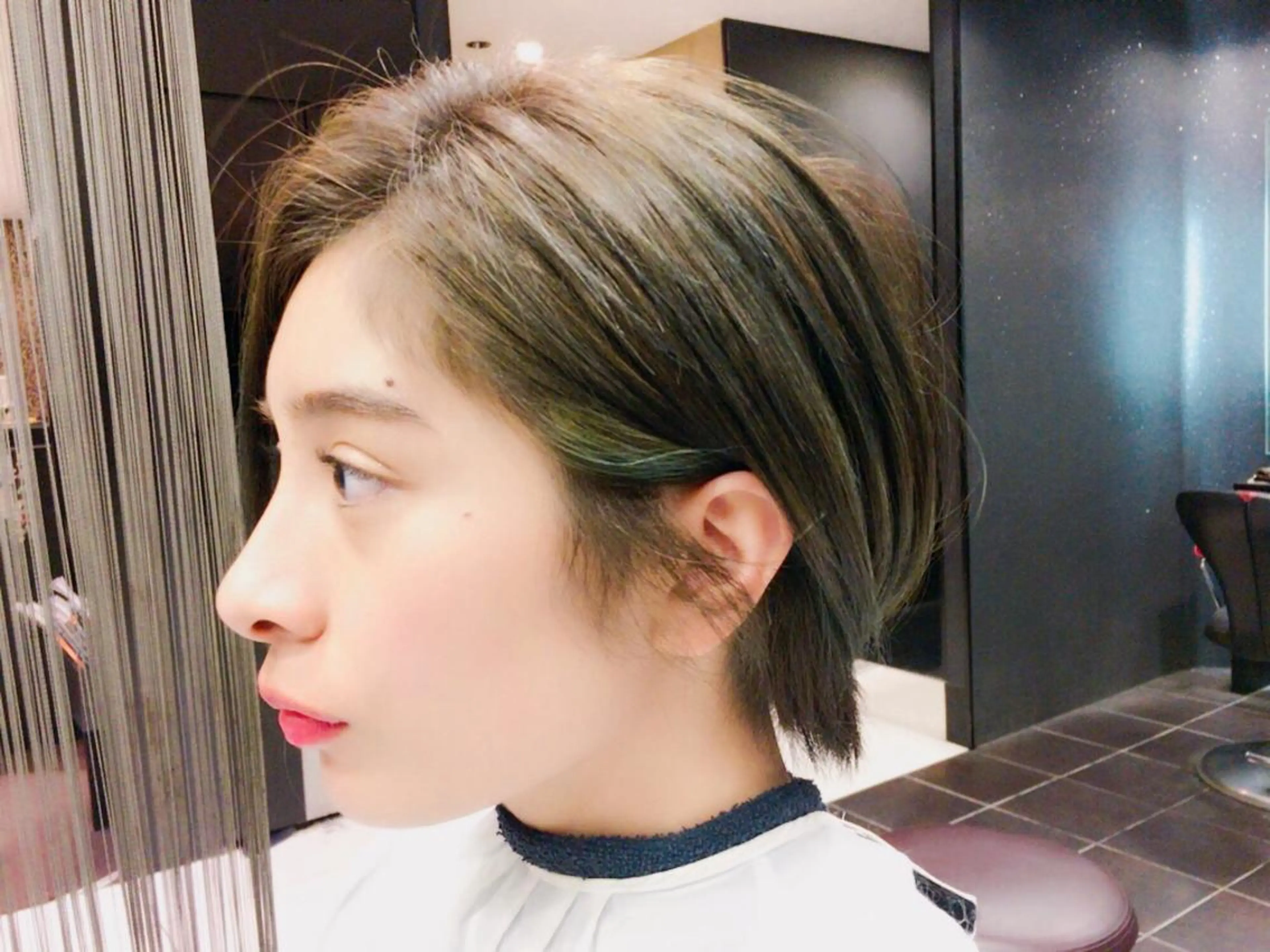 ショート カラー アッシュ 北川大輔🌟 小顔レイヤーカットのヘアスタイル