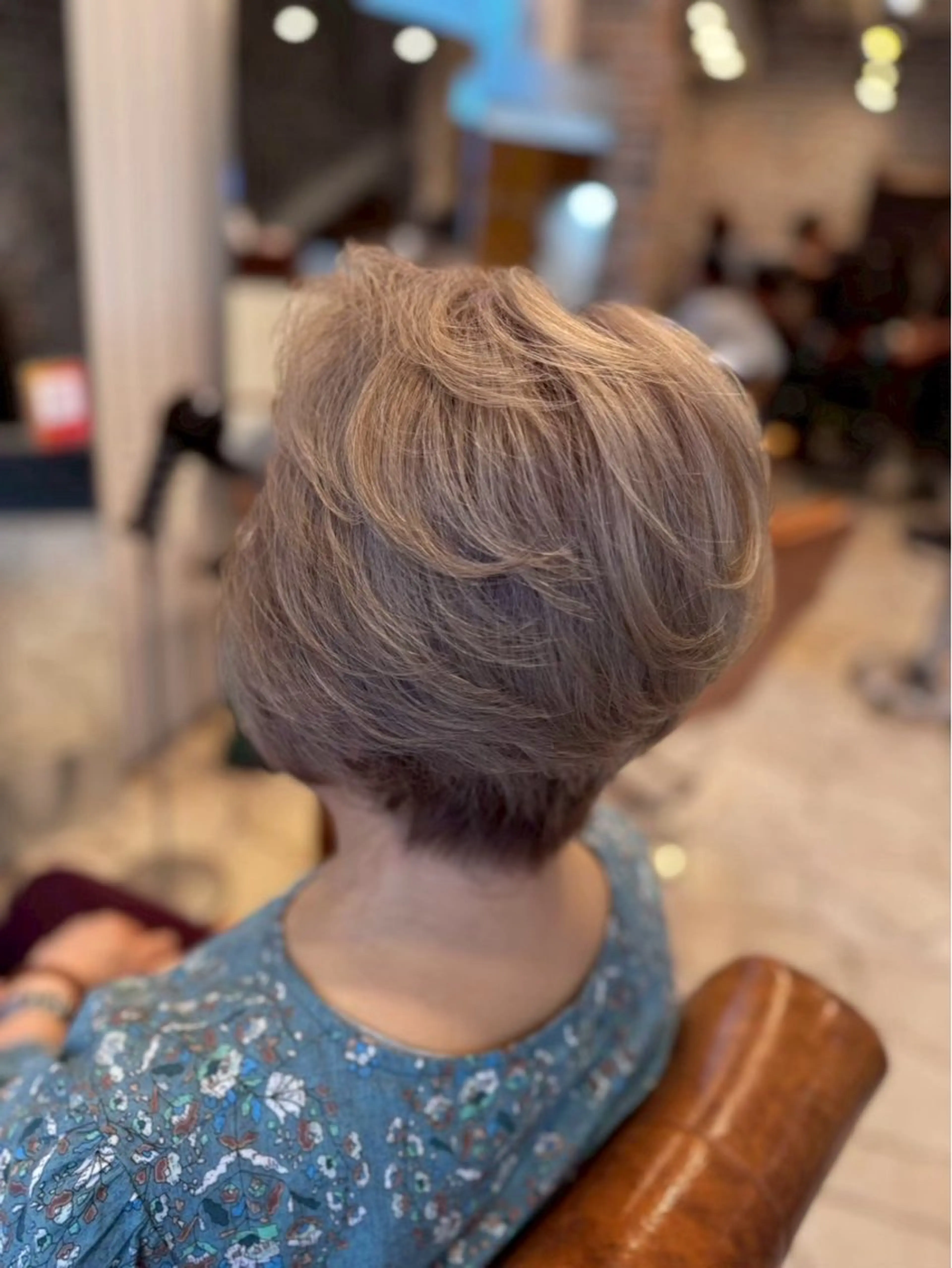 ショート カラー 吉永 一寿のヘアスタイル