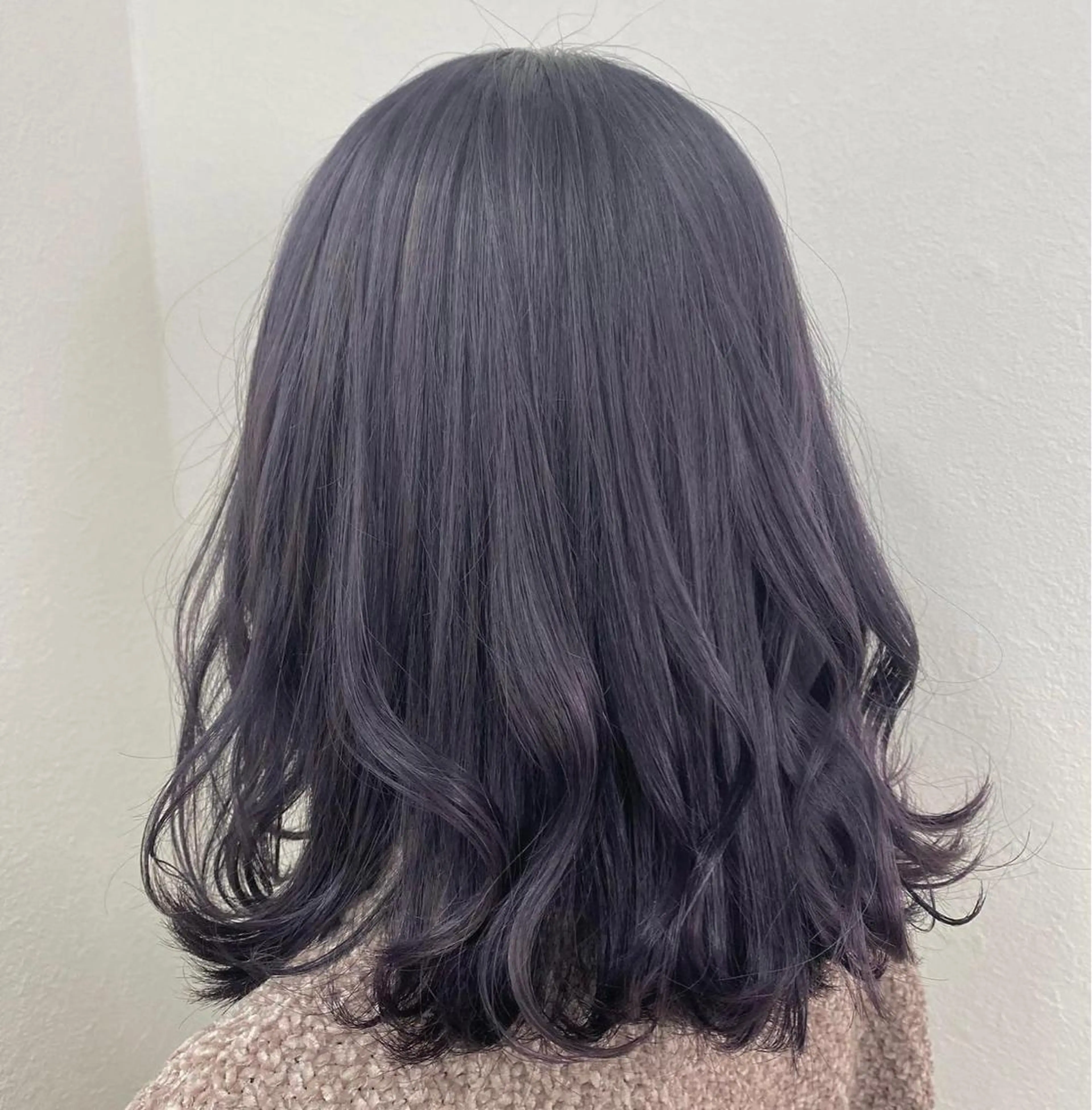 ミディアム カラー ブルーカラー ブルーラベンダー 透明感カラー ラベンダーカラー 遠藤沙也加 /レイヤーカットのヘアスタイル