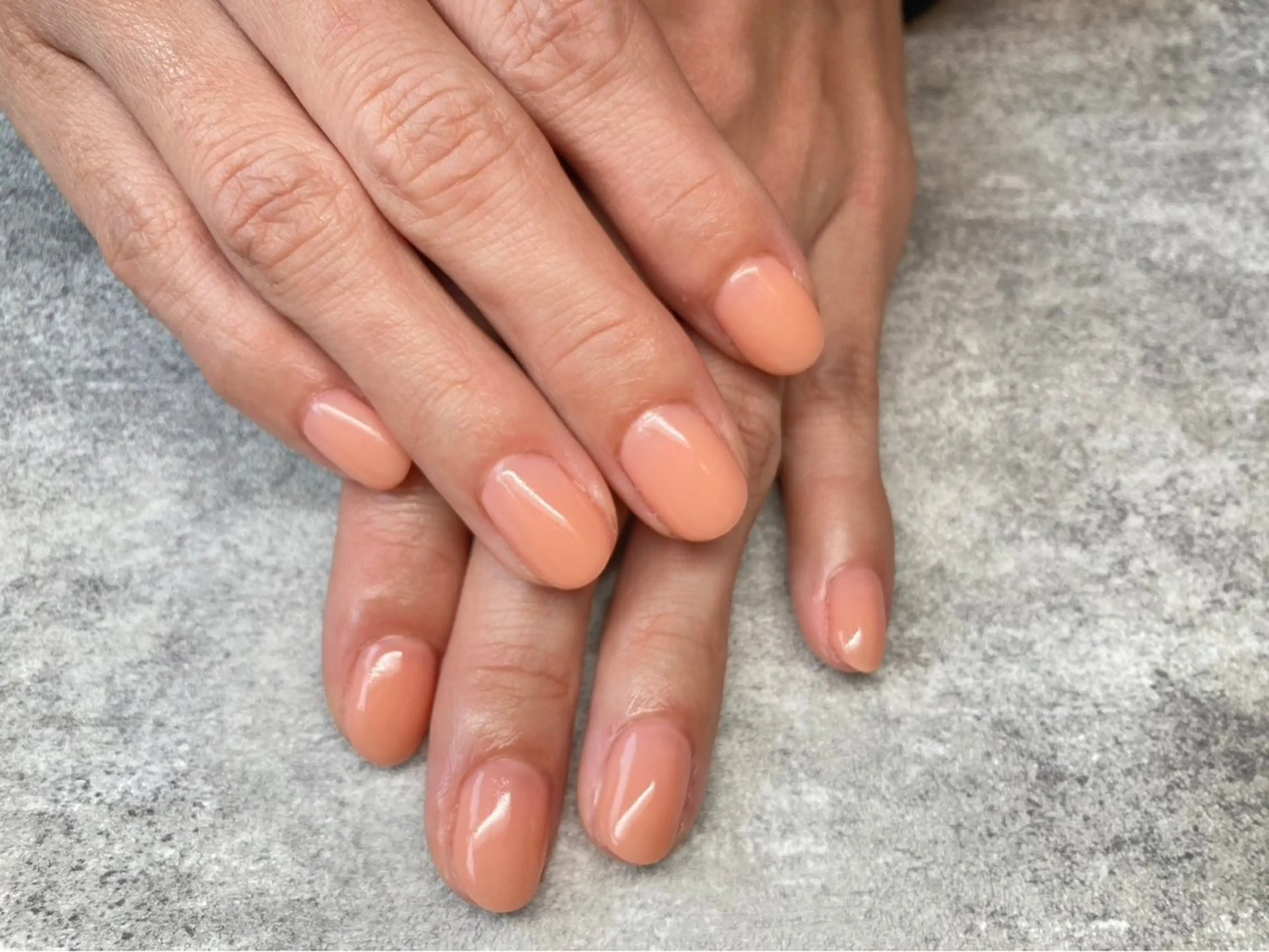 ネイル ワンカラーネイル ハンドネイル Lisa’s Salonのネイルデザイン