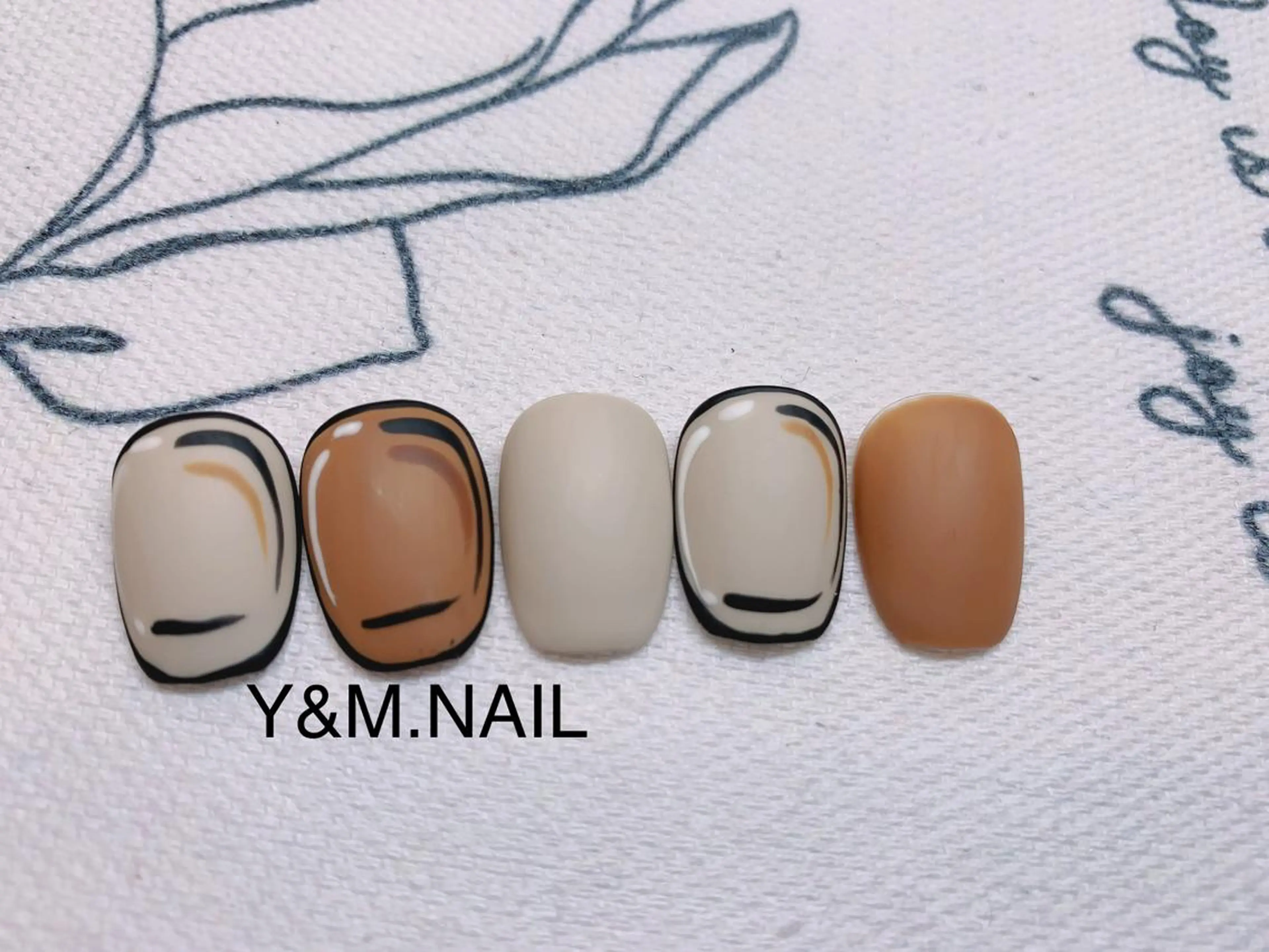 カラー ネイル Ui_Amor (パラジェル)のネイルデザイン