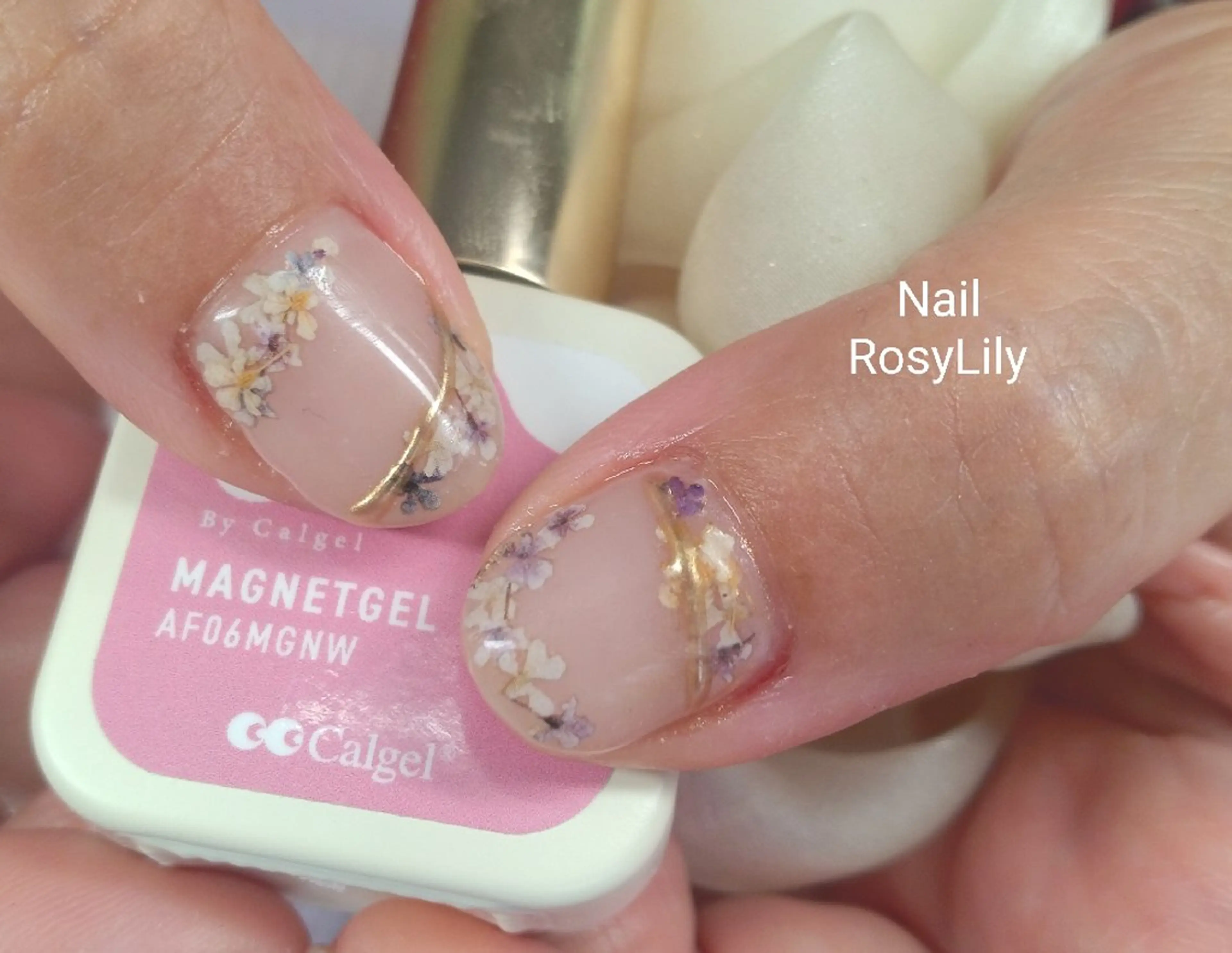 ネイル フラワーネイル プライベートサロン RosyLily所属・プライベートサロン Rosy Lilyのネイルデザイン