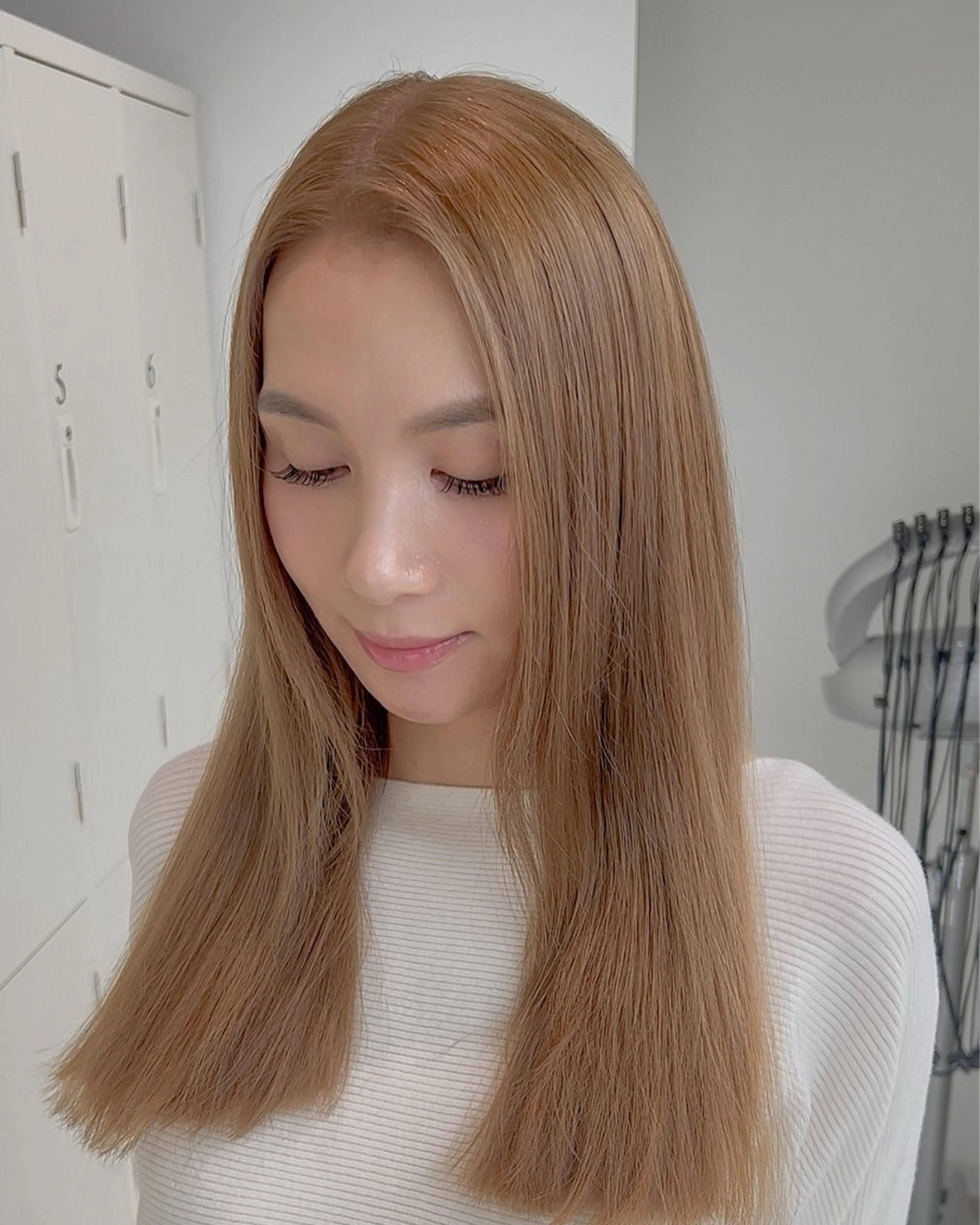 ロング カラー ヘアカラー トリートメント 艶ハイトーン‪‪🔆 ️️️安座間 希のヘアスタイル