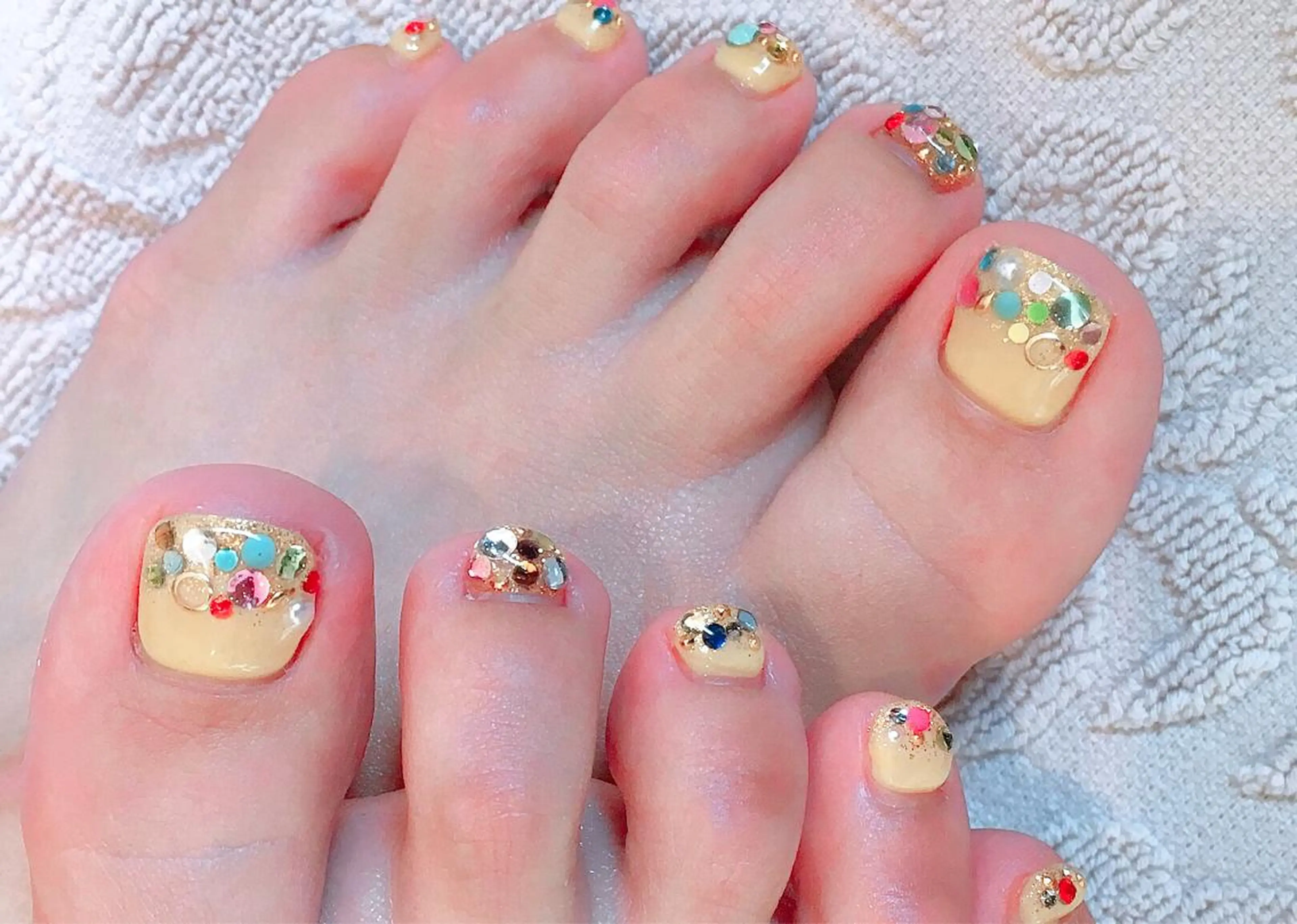 ネイル フットネイル フットネイル nailsalon SIMB.のネイルデザイン
