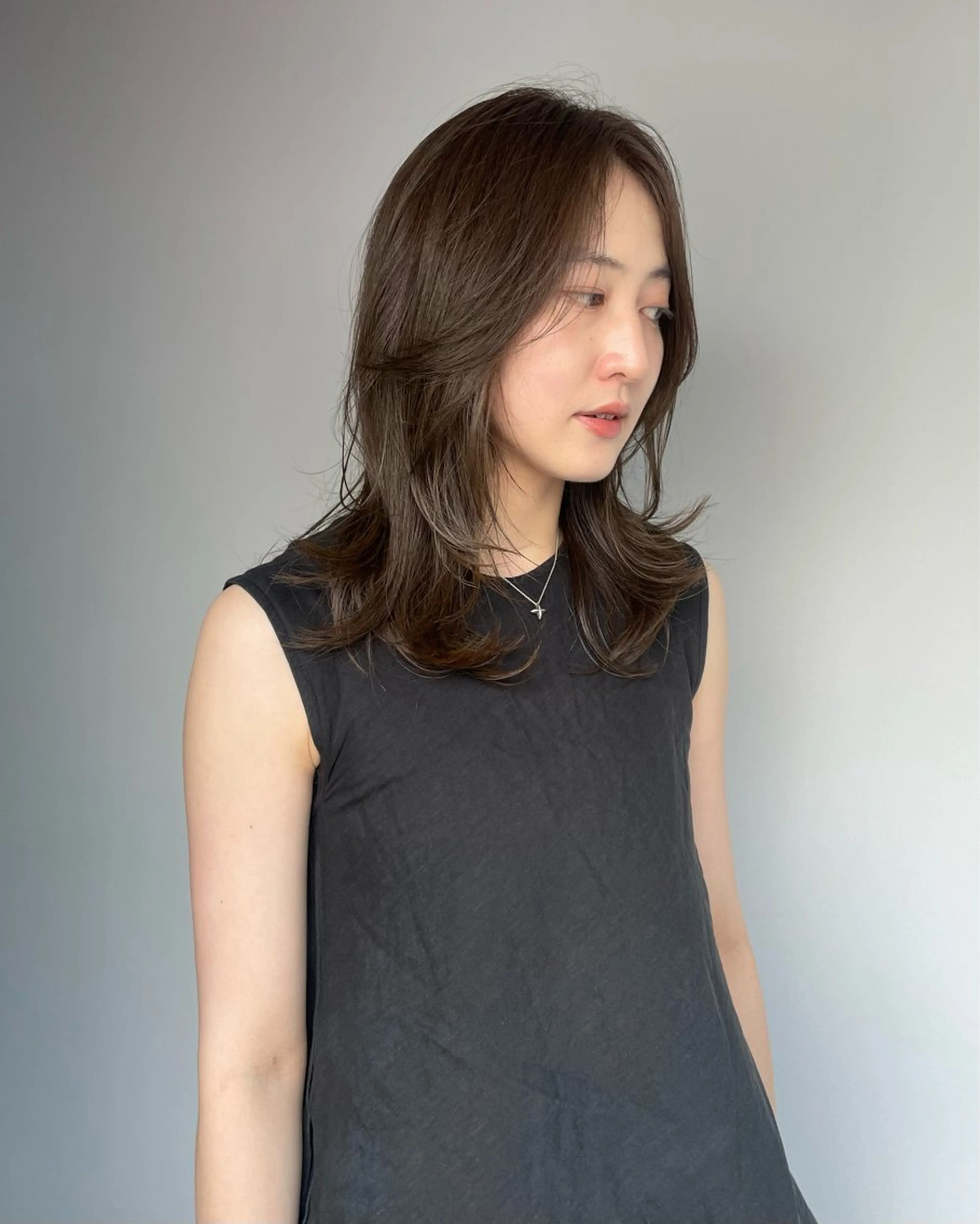 ロング カット 佐伯 和佳のヘアスタイル