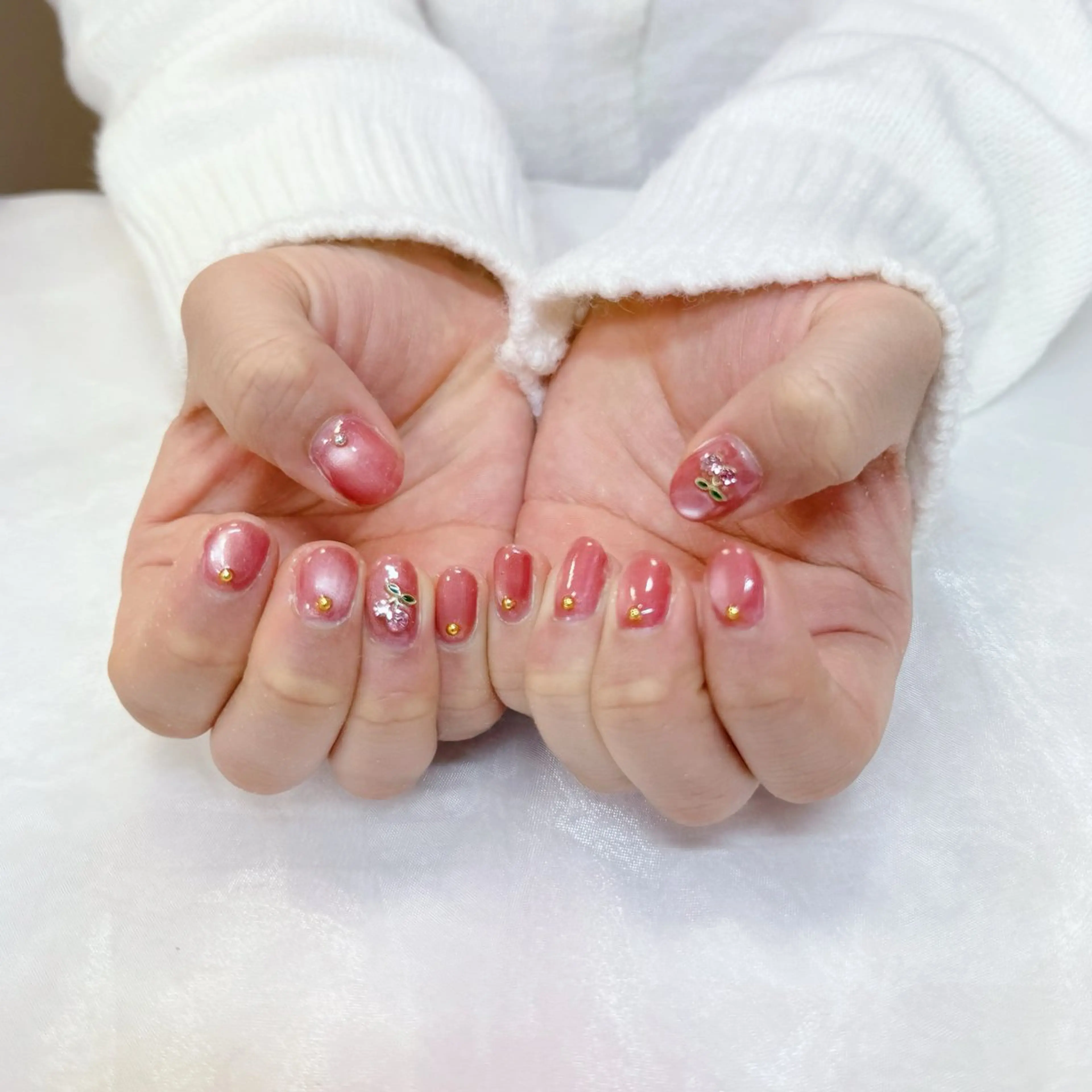 ネイル 氷ネイル・うるうるネイル キラキラネイル ピンク maruyasu. yのネイルデザイン