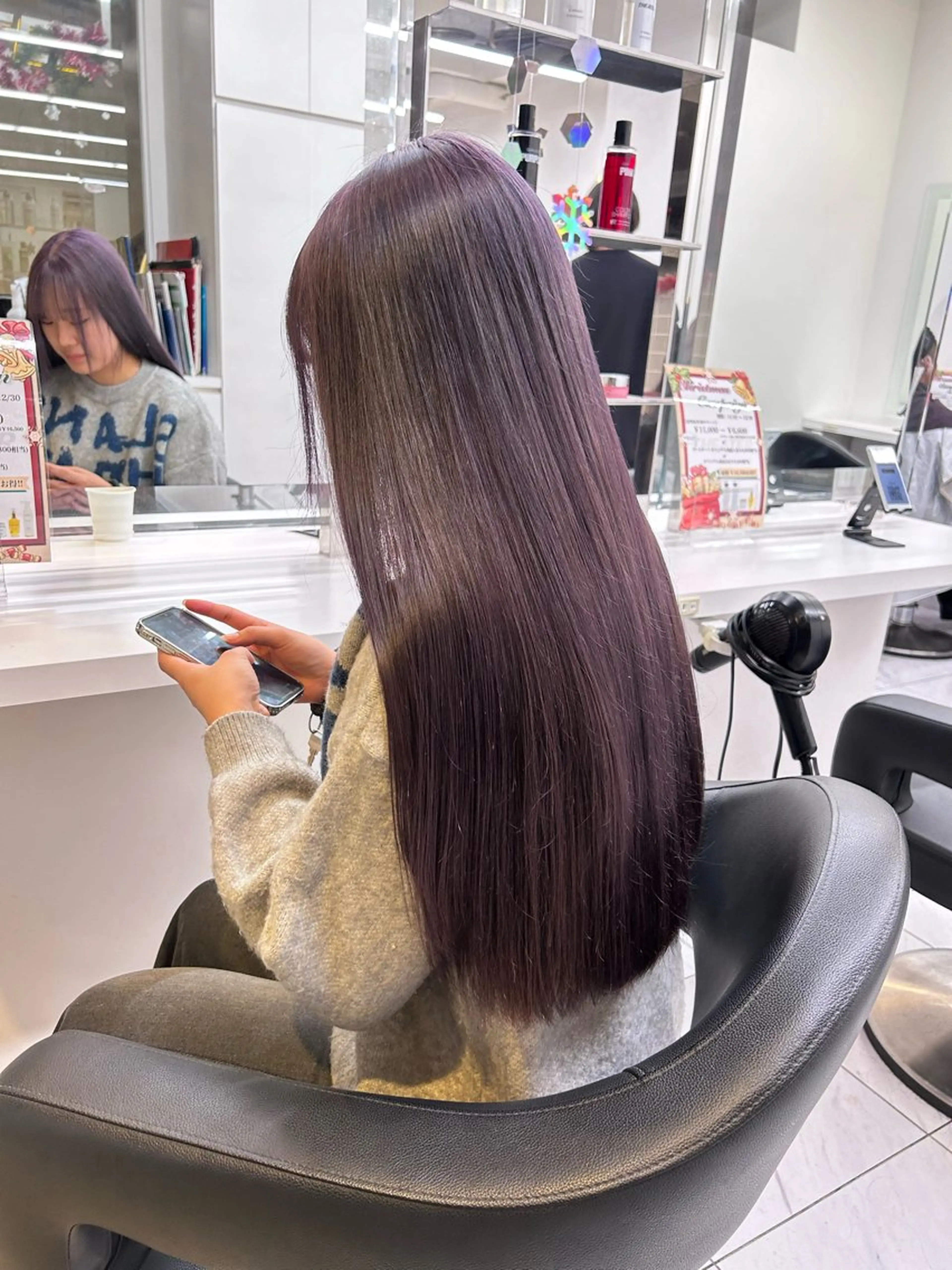 カラー ヘアカラー トリートメント 透明感ベージュ🤎 ナチュラルレイヤーのヘアスタイル