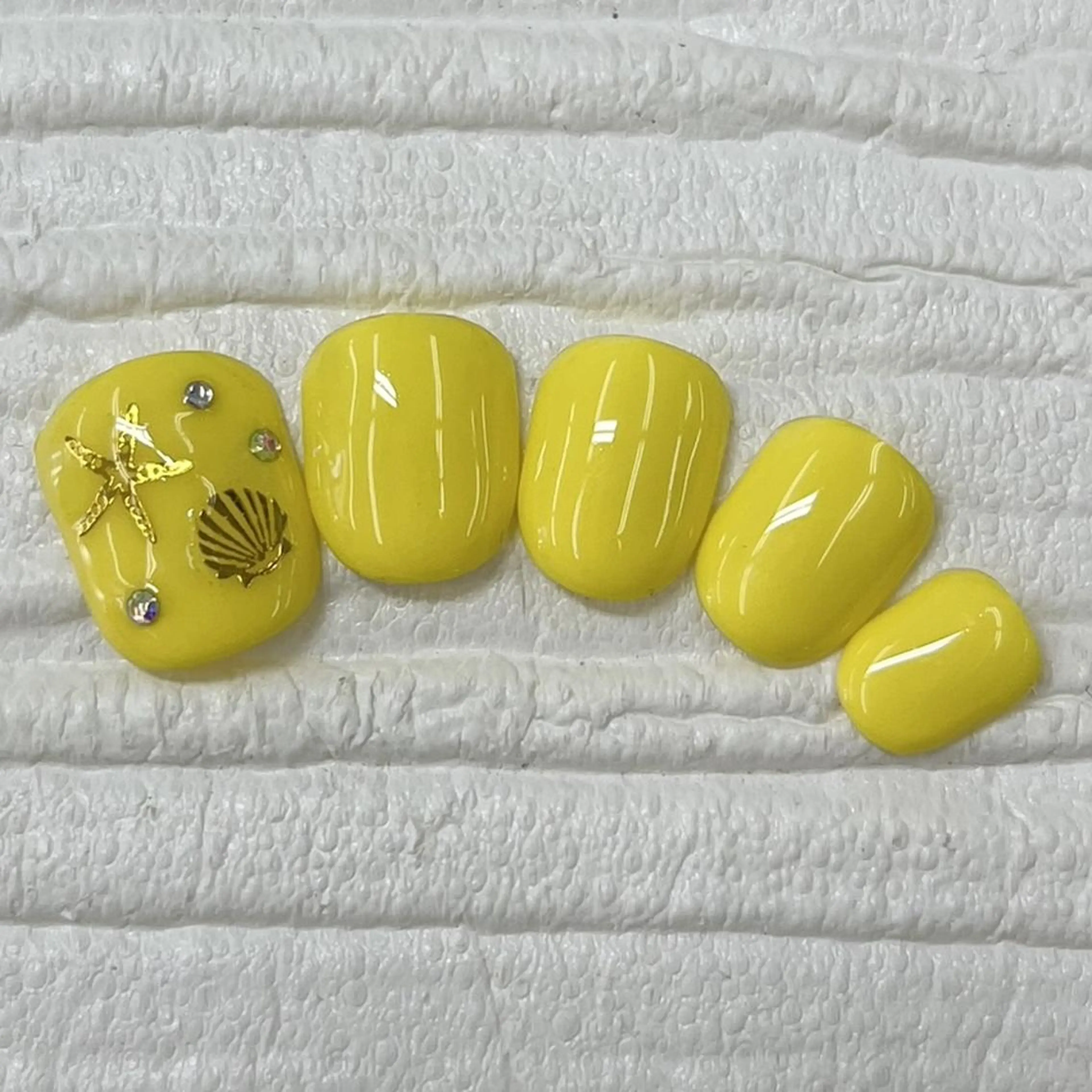 ネイル Nail salon Honey Beeのネイルデザイン